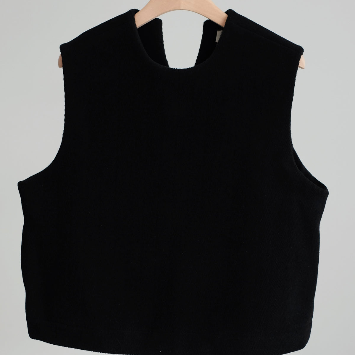 OMER VEST (BLACK)