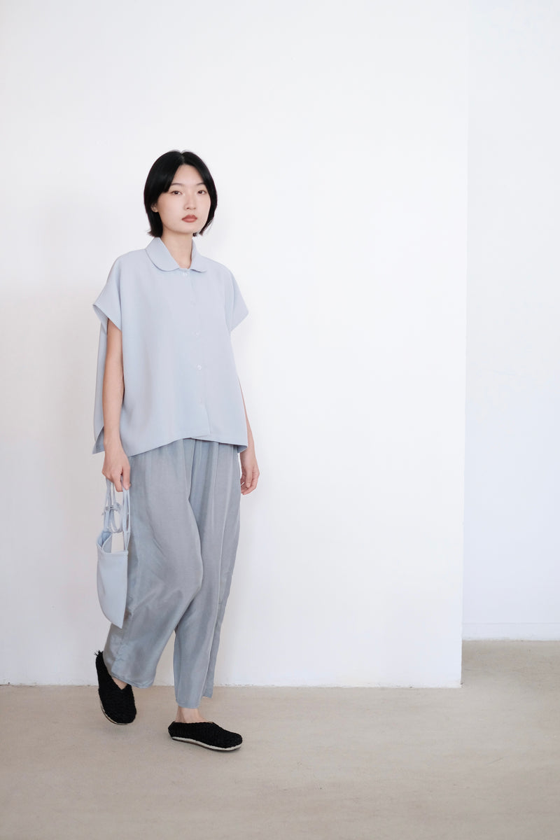 NYLA BOX BLOUSE (CAMEL)