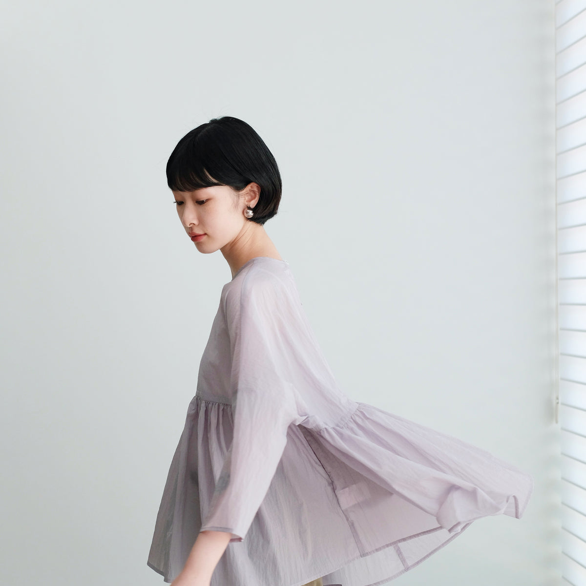 MAEVE GATHERED BLOUSE (OATMEAL)