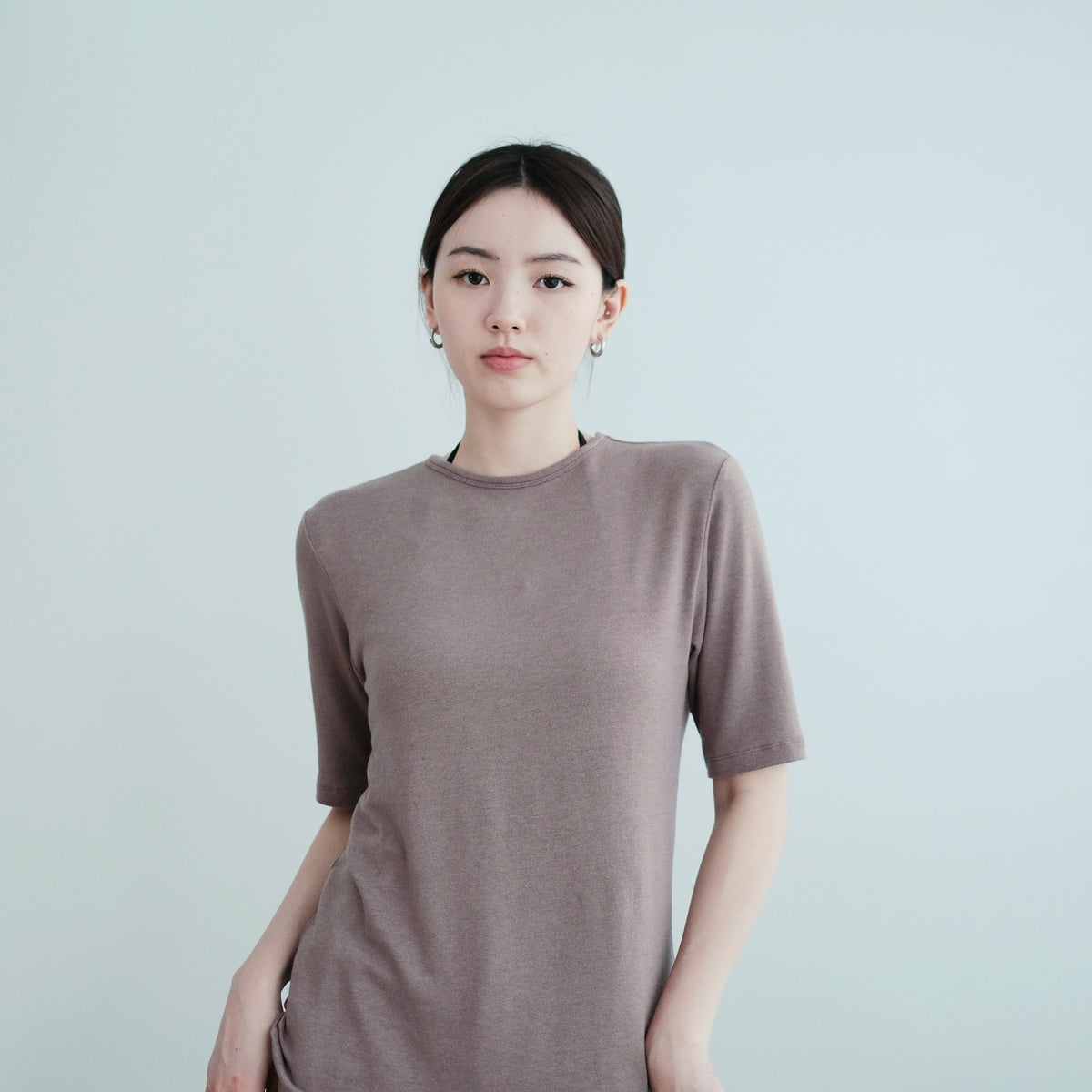 SEVYIN TEE (OLIVE)