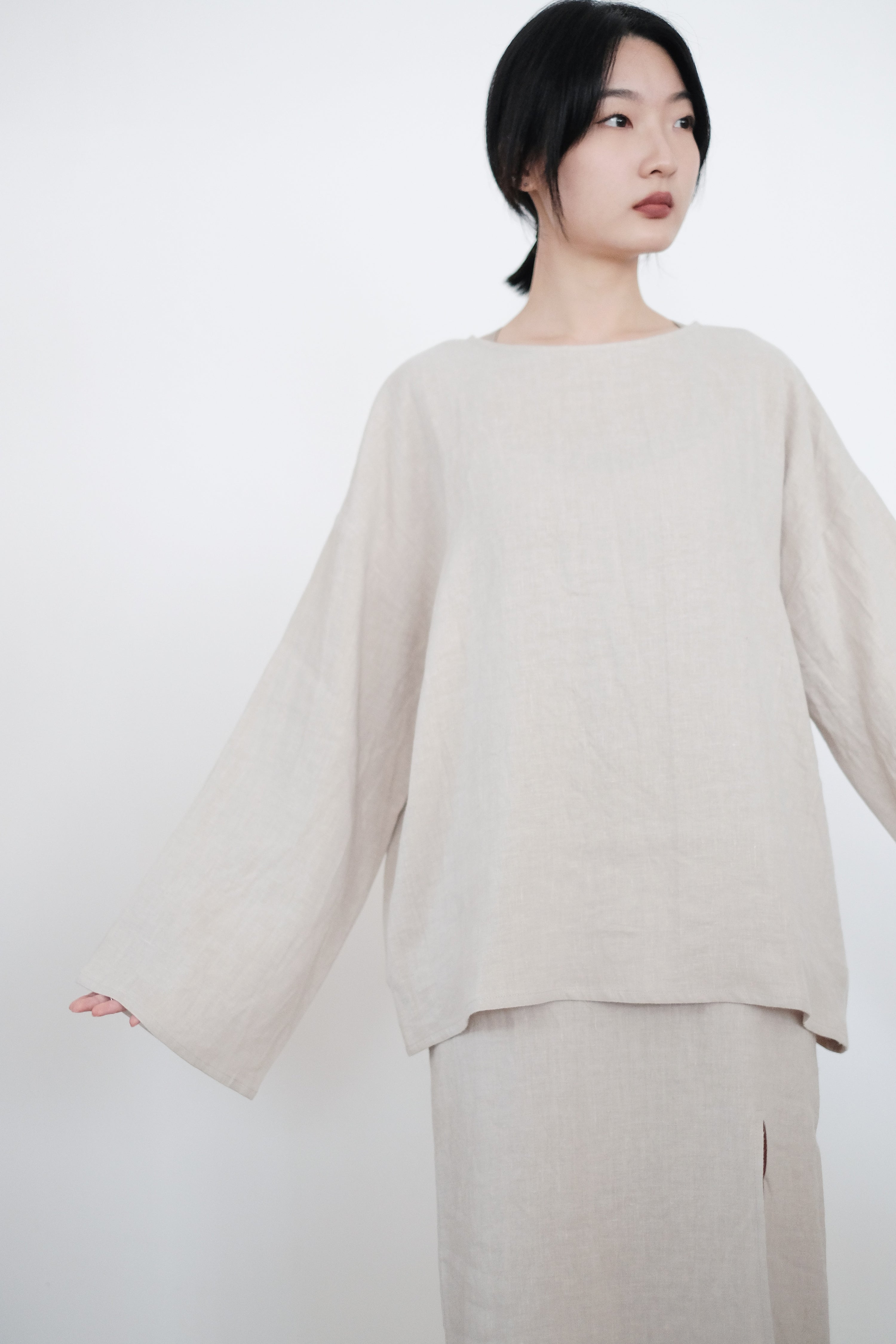 LAINEY BLOUSE (LINEN)