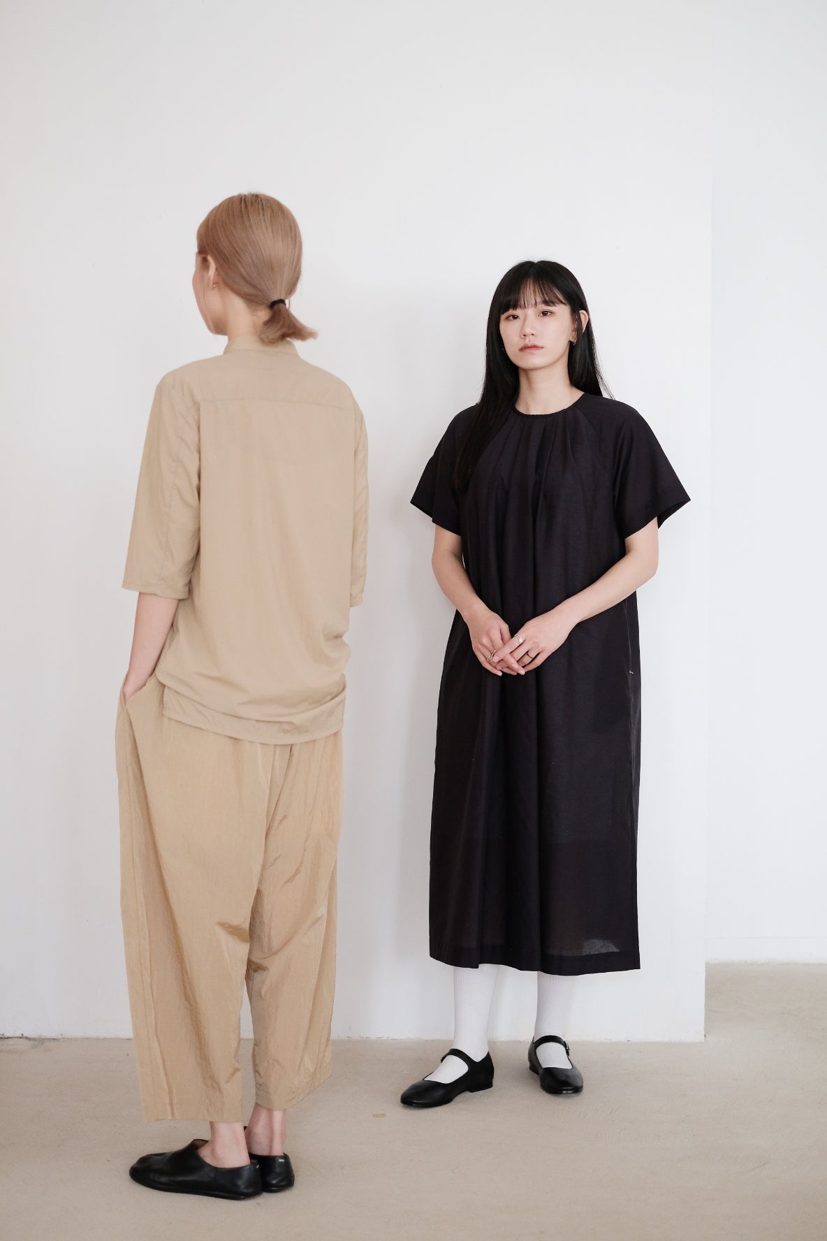 MADELYN BLOUSE (CAMEL) | 駝色斜襟半袖襯衫