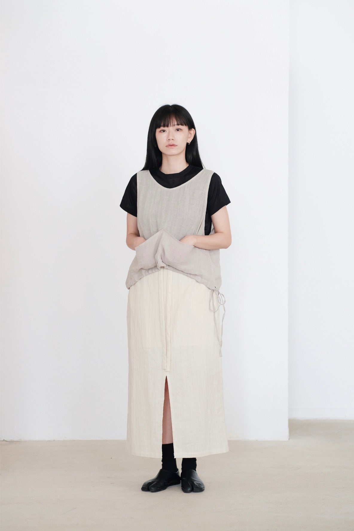 BRIA SKIRT (CREAM) | 奶油色前後開叉半裙