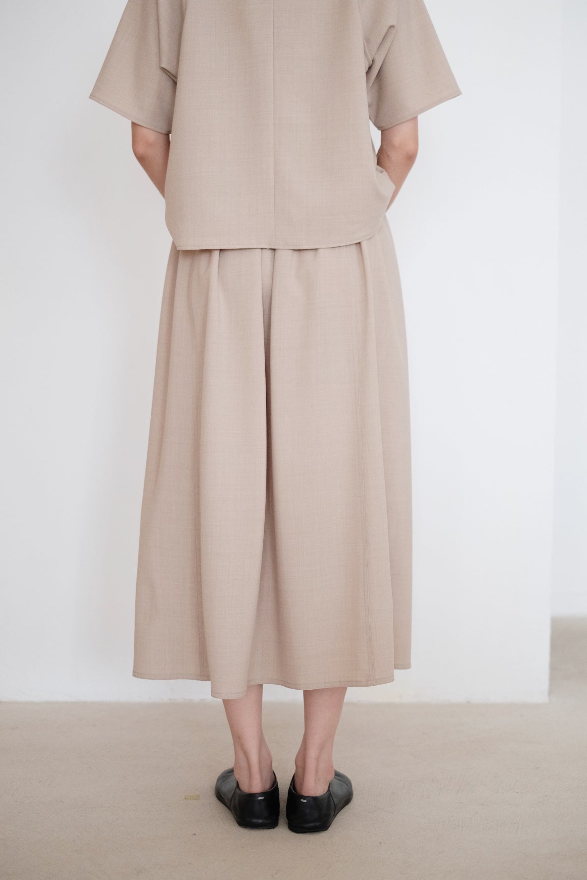 TAYLOR SKIRT (BEIGE) | 杏色抽繩A字半裙