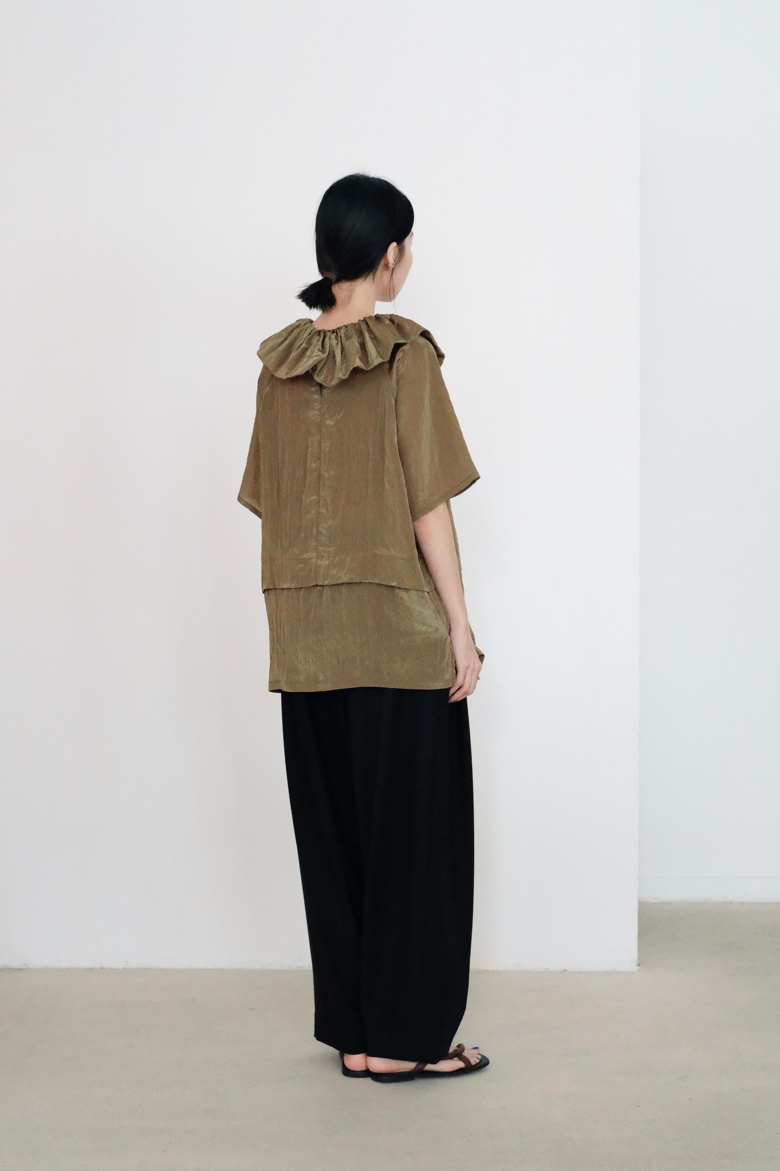 SAMARA BLOUSE (OLIVE)