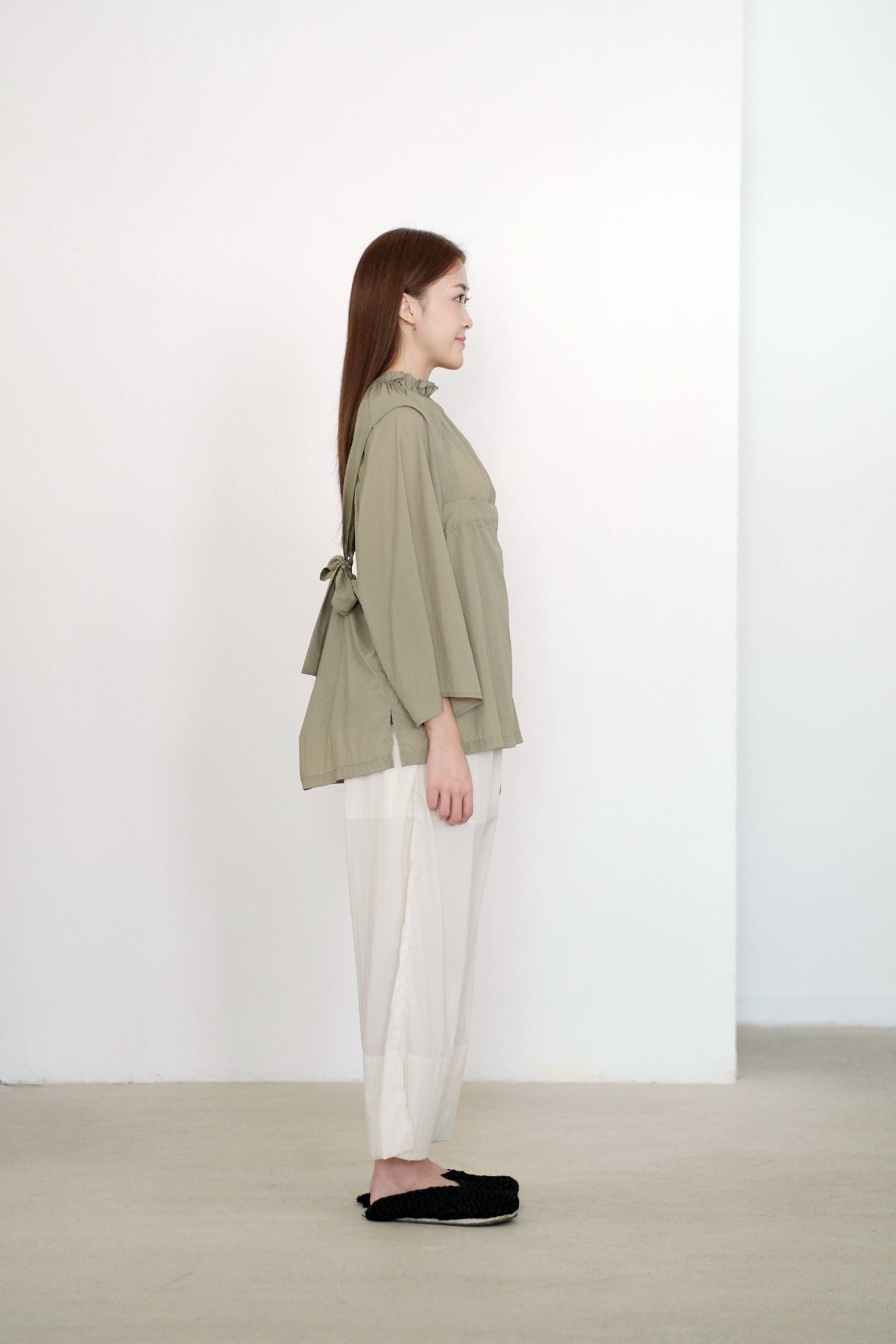 EFFIE BLOUSE (LIGHT OLIVE)