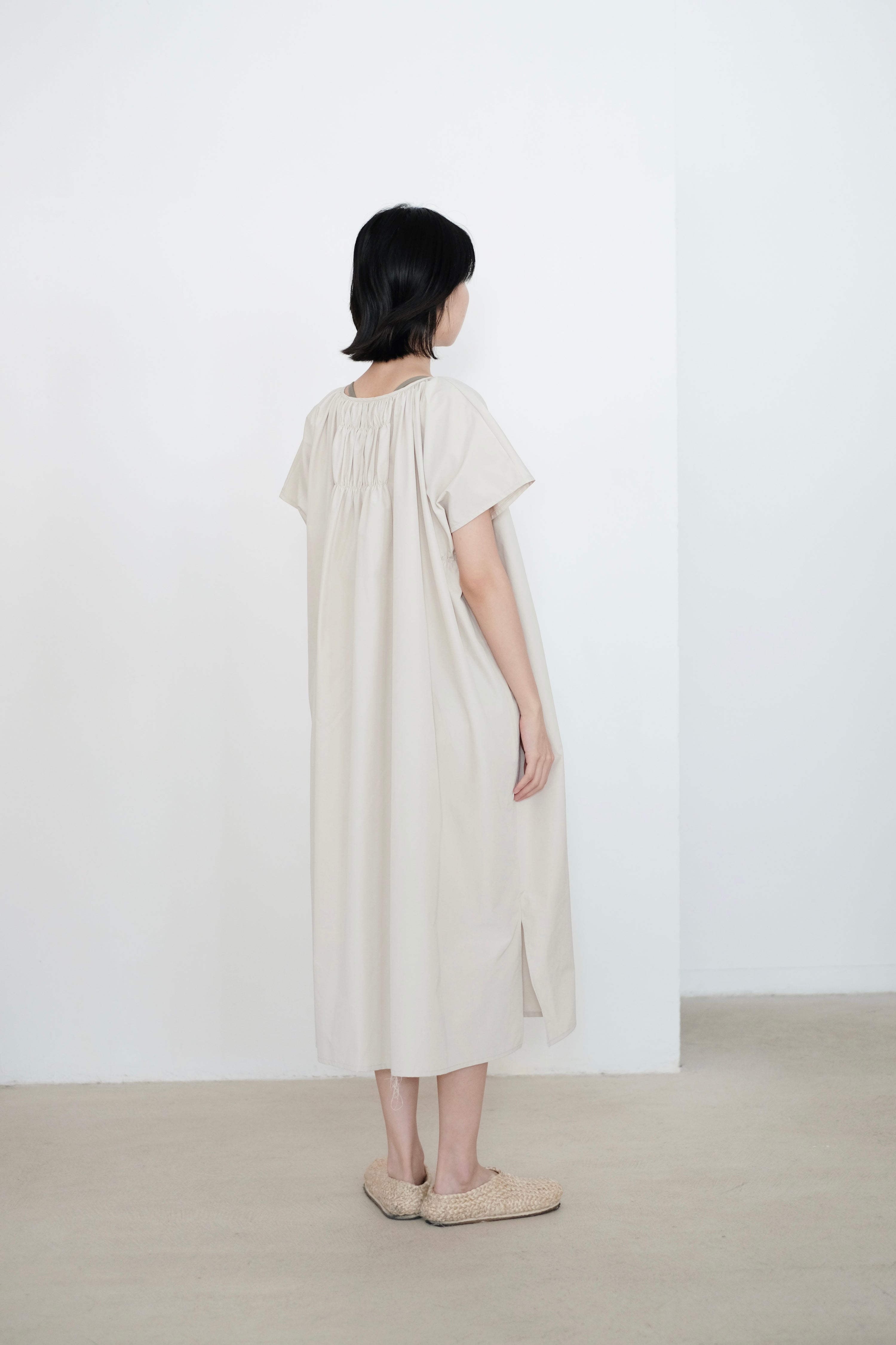 PAIGE DRESS (BEIGE)