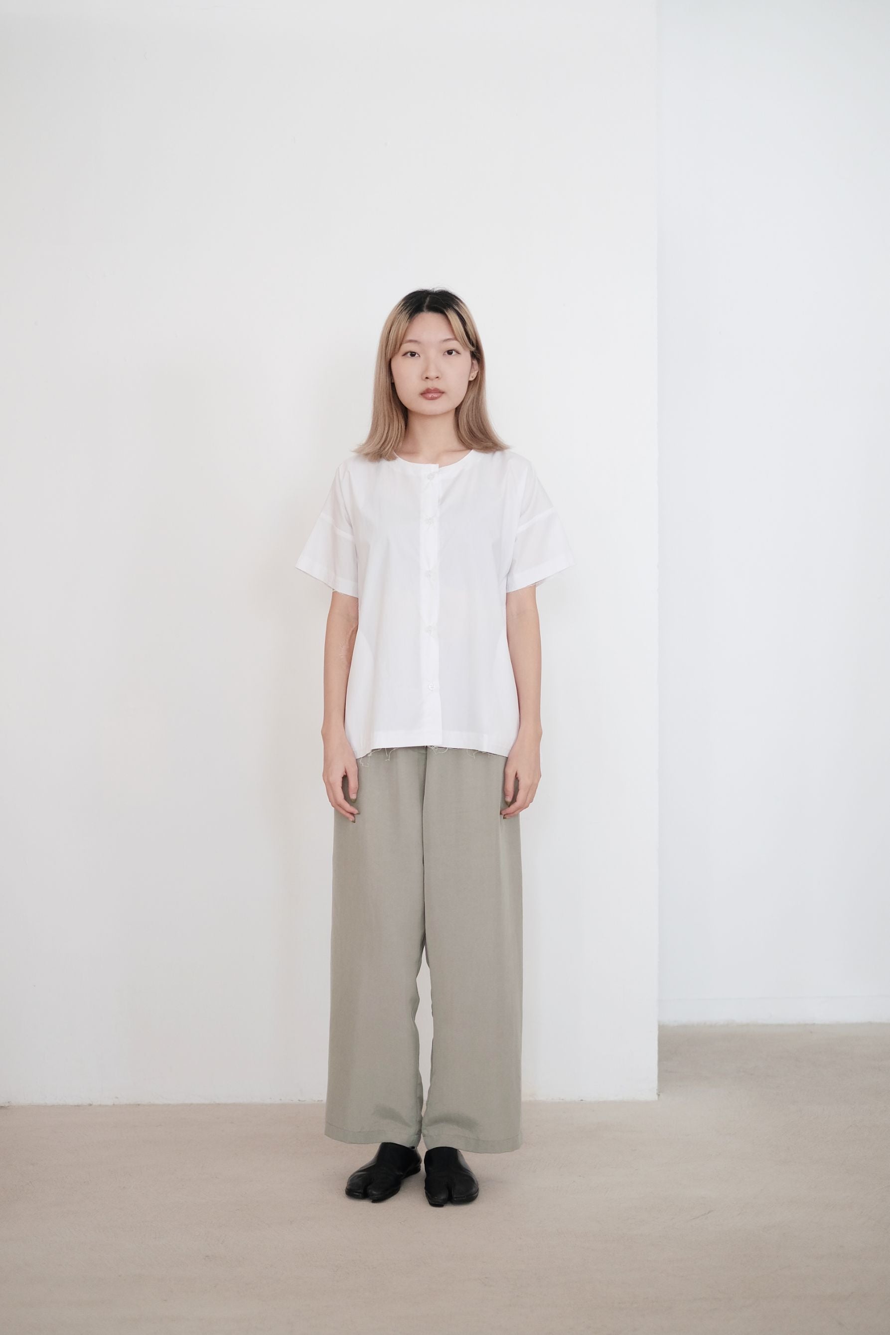 AMORAY SHIRT (WHITE) | 純白方形剪裁襯衫