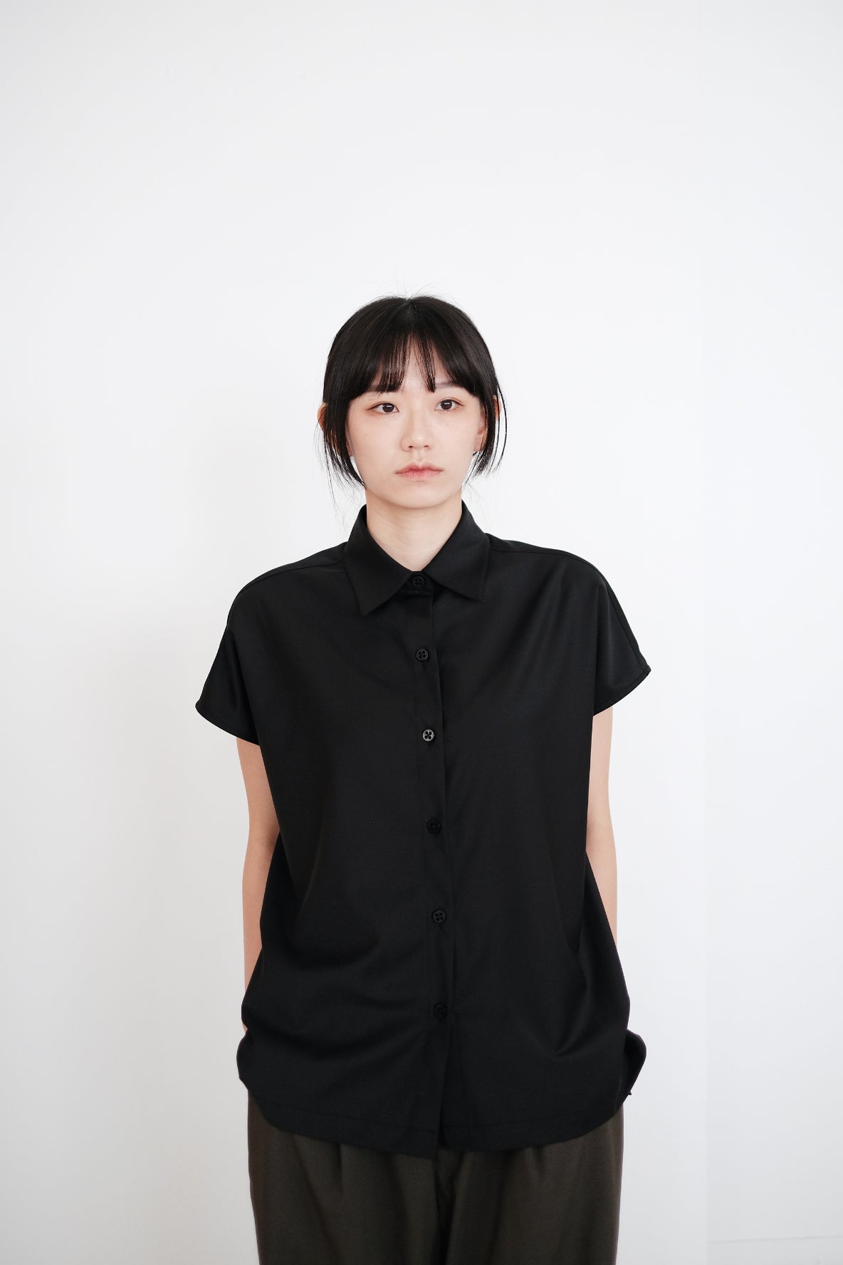 IVY SHIRT (BLACK)