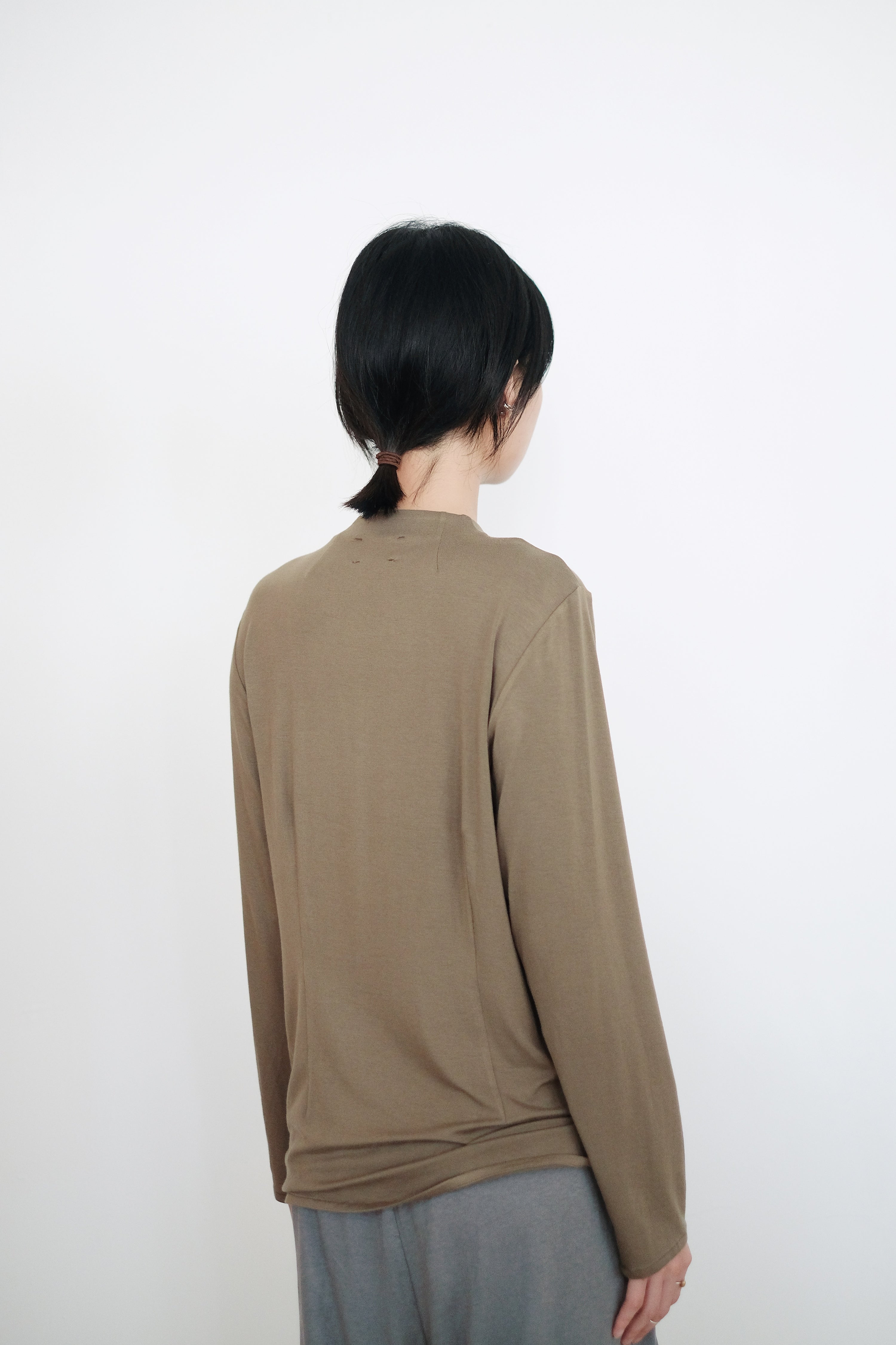 LILTH BLOUSE (OLIVE)