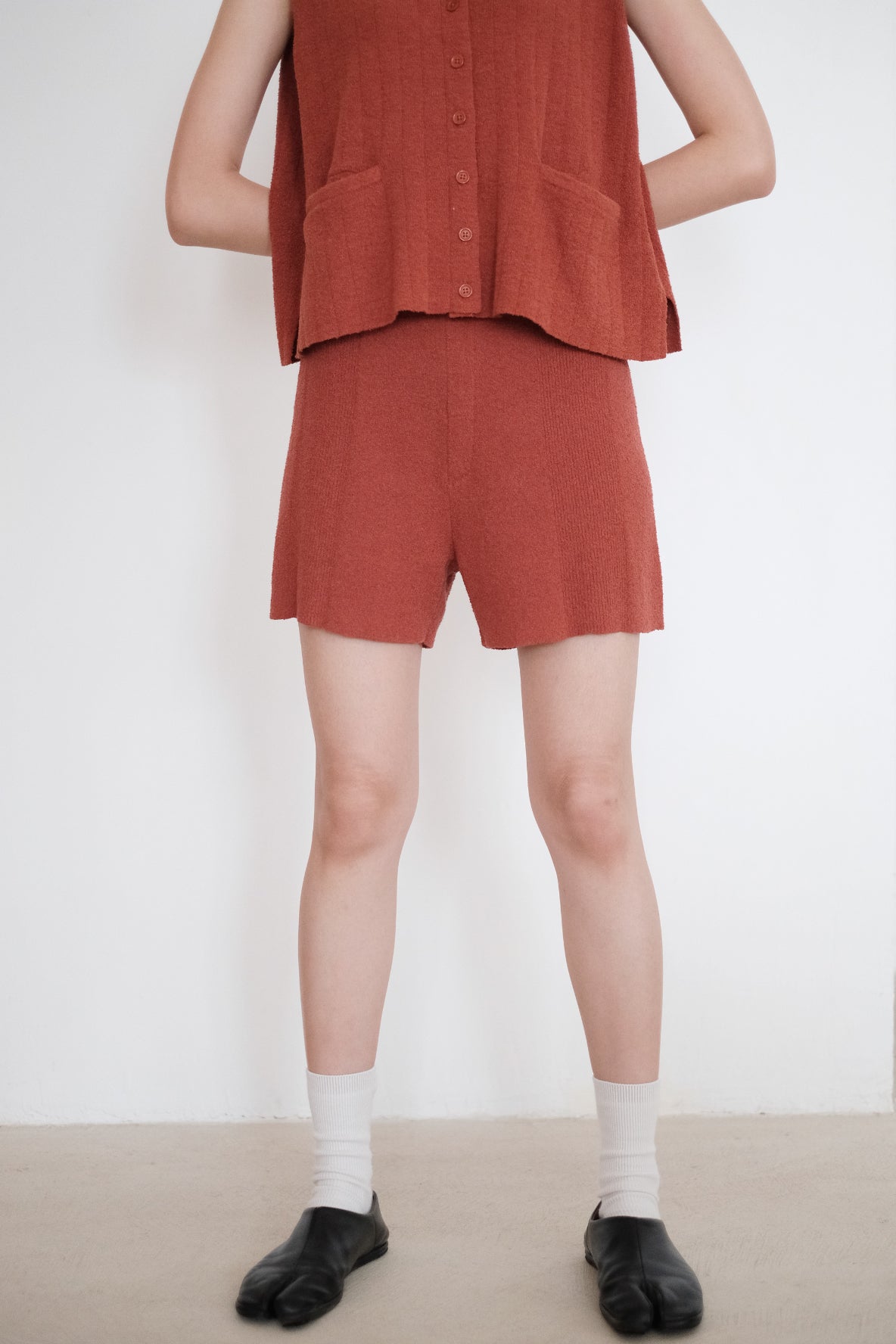 RINA KNIT SHORTS (TERRACOTTA)