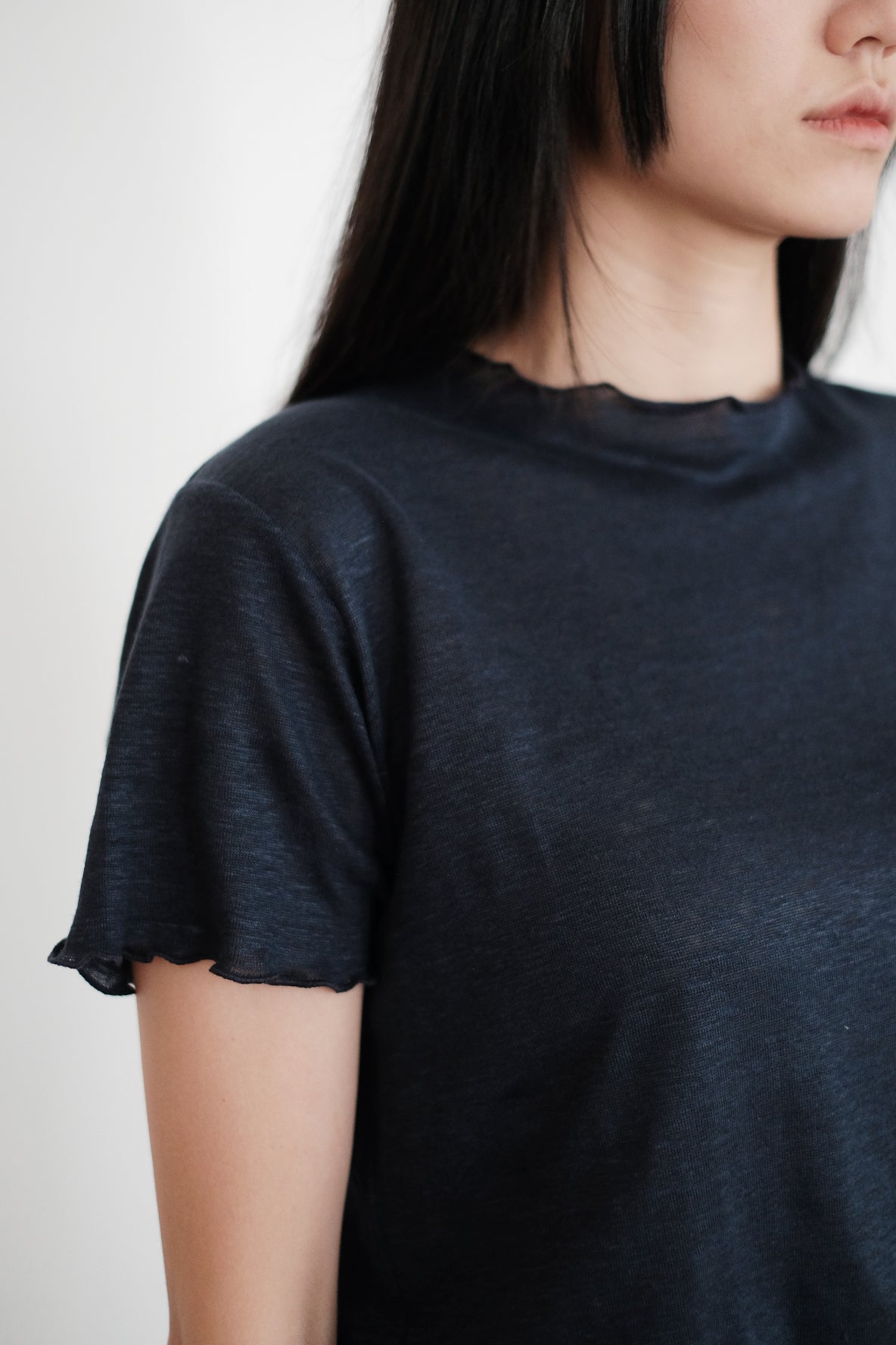 CABANA RUFFLES CLASSIC T-SHIRT (NAVY) | 深藍色木耳邊T恤