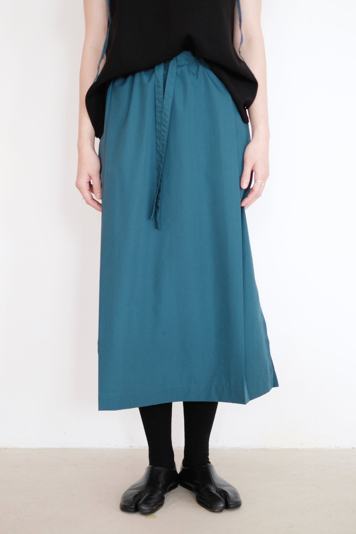 RIO SKIRT (PEACOCK/ECO) | 孔雀綠色綁帶半裙