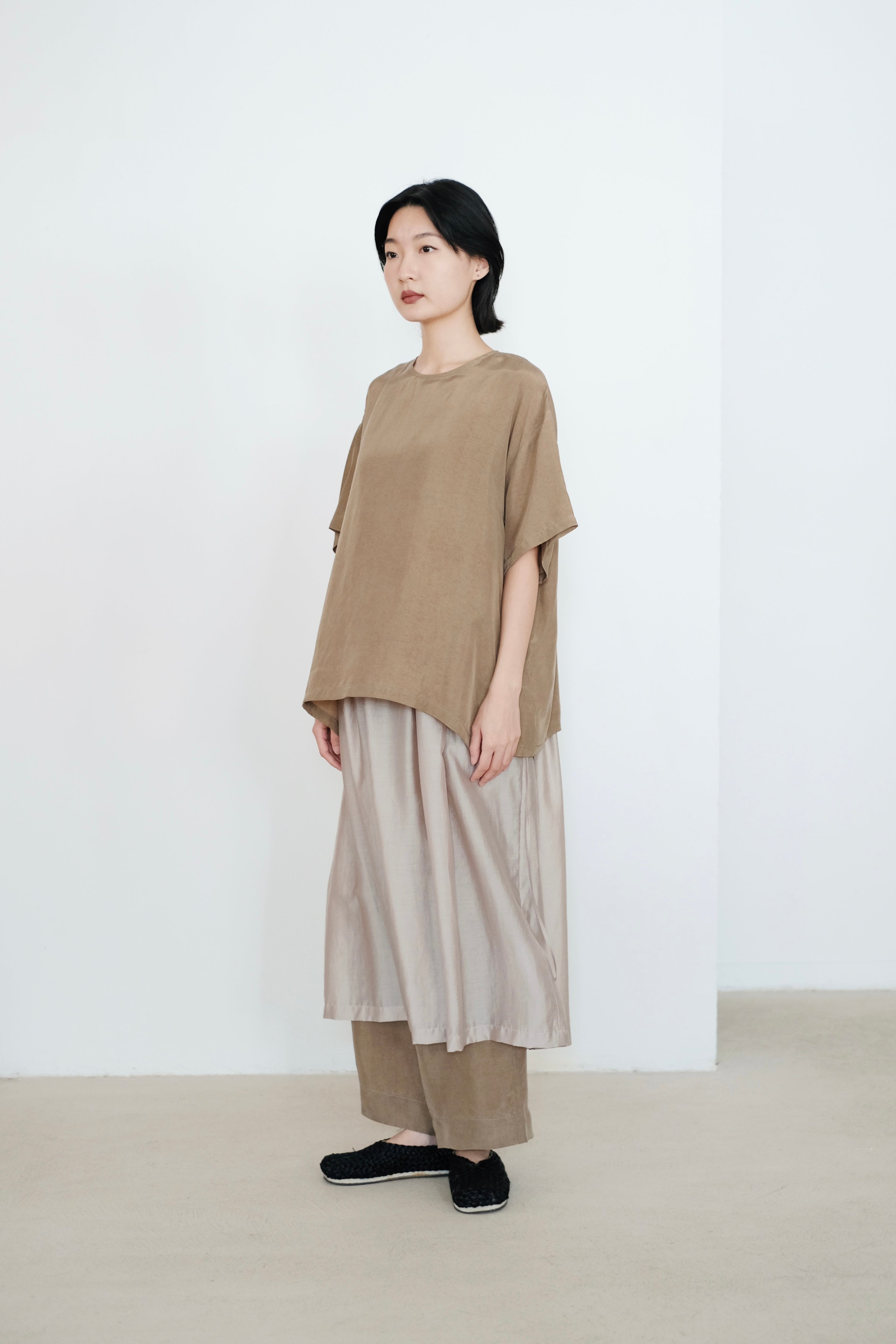 SAGE BLOUSE (KHAKI) PRE-ORDER