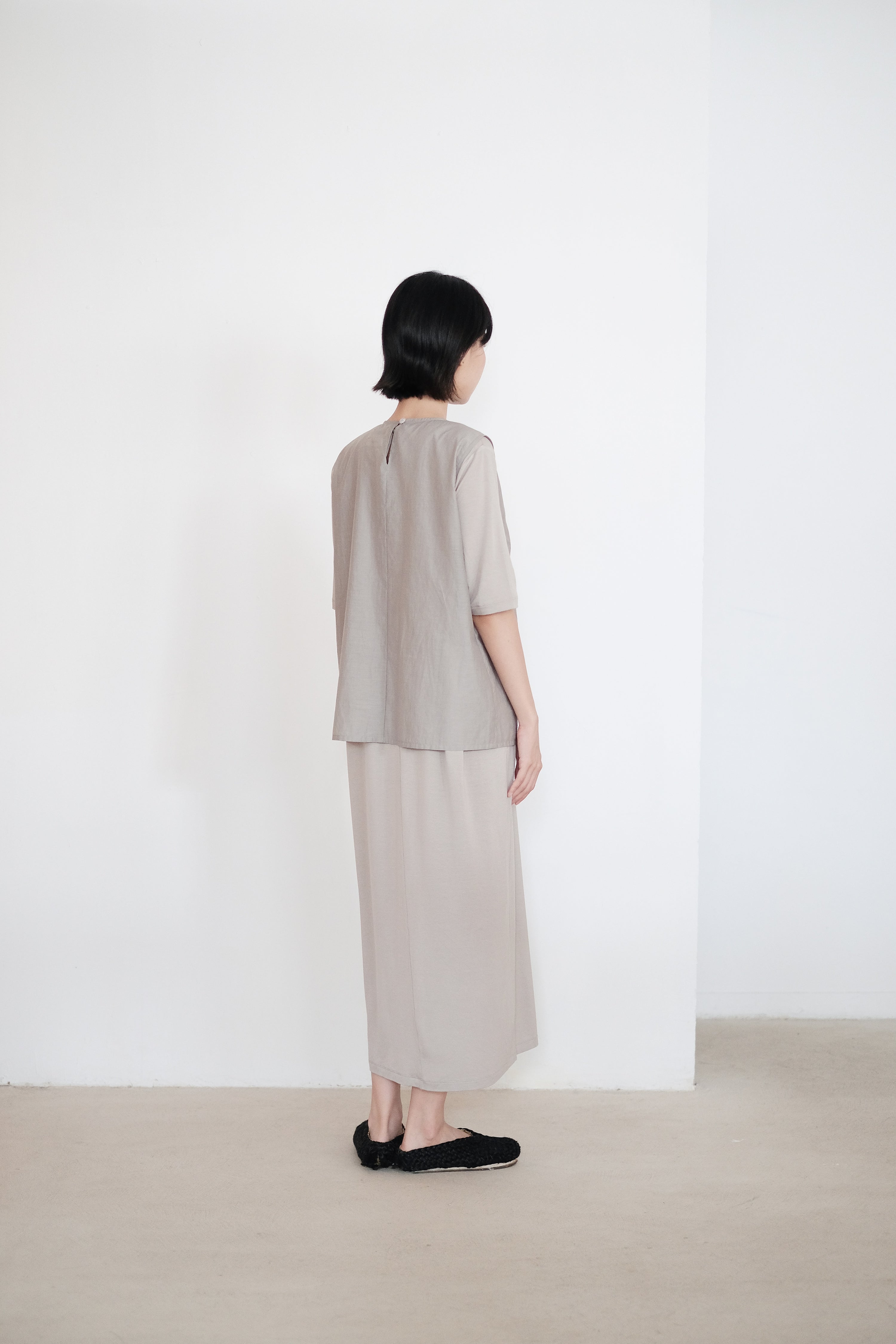 VIOLA DRESS (BEIGE)