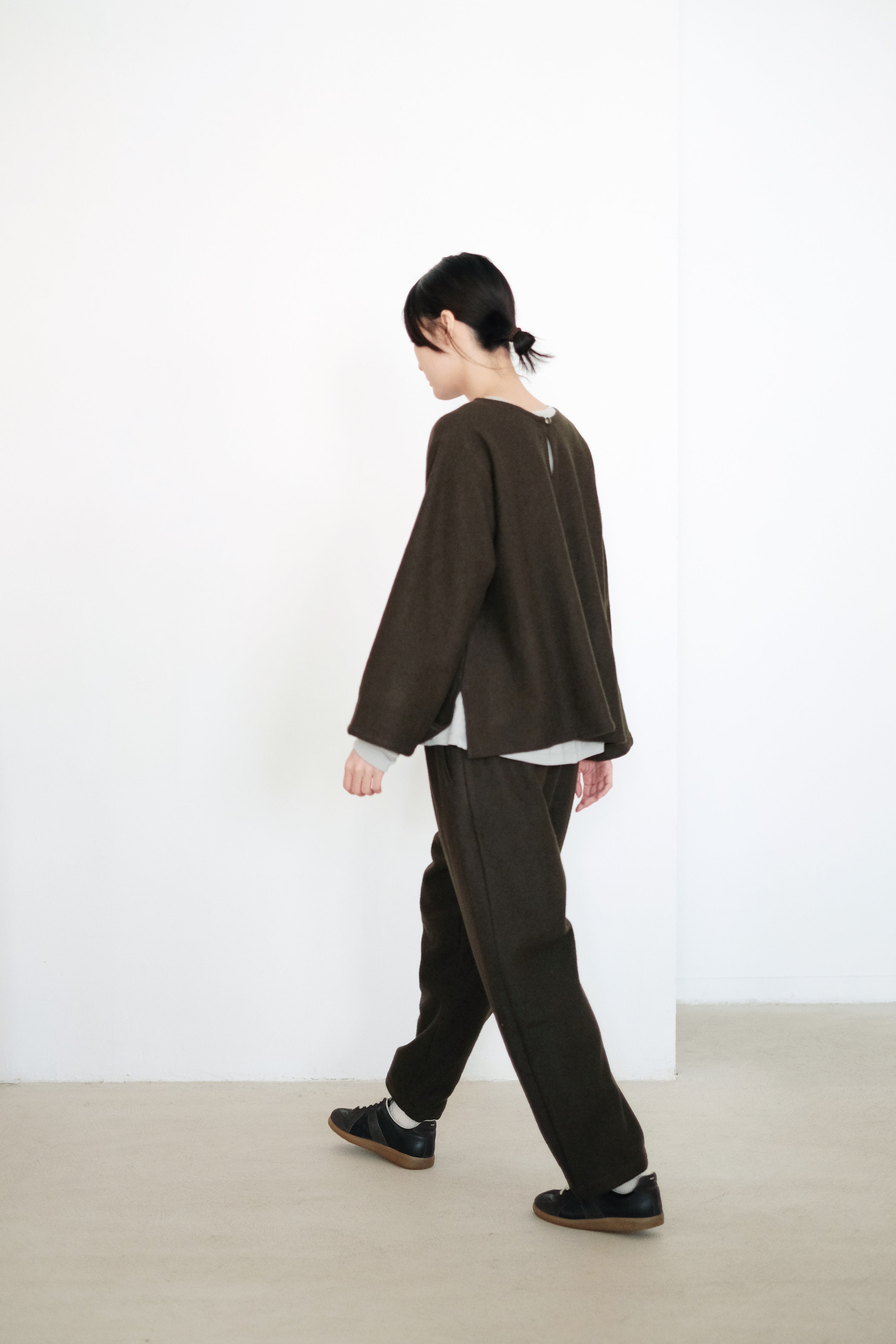 SHIORI PANT (OLIVE)