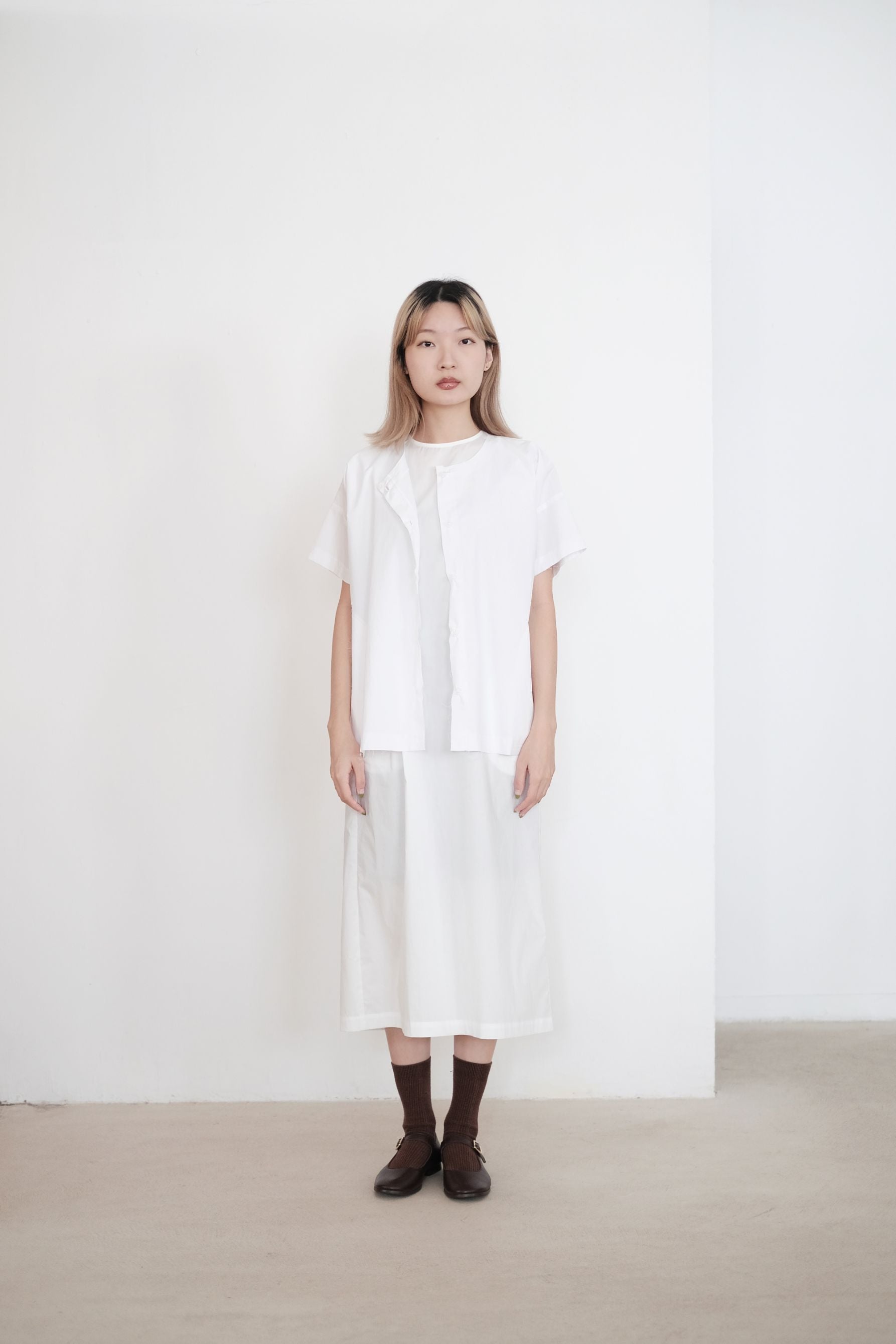 AMORAY SHIRT (WHITE) | 純白方形剪裁襯衫