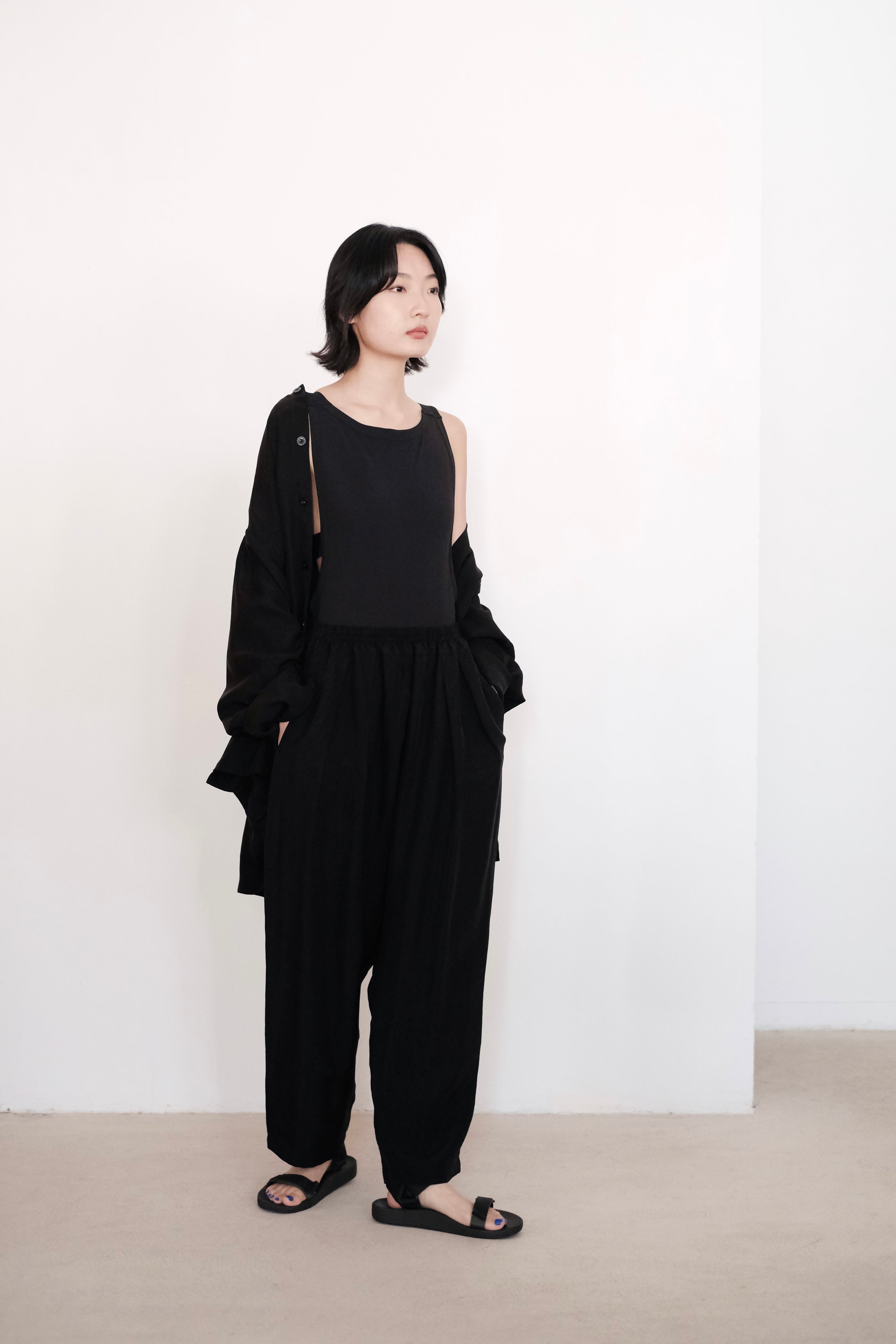 JILL BLOUSE (BLACK)