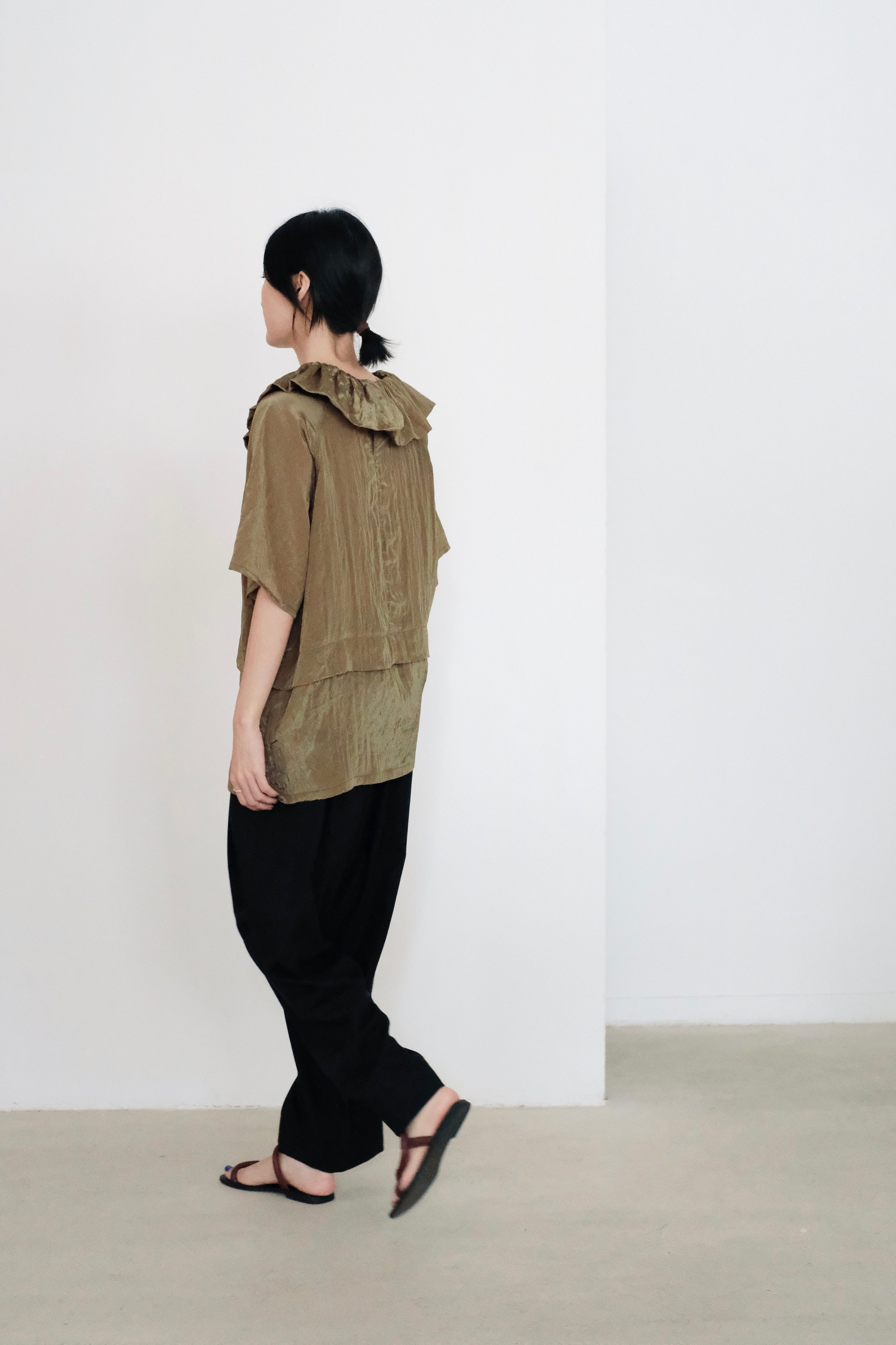 SAMARA BLOUSE (OLIVE)