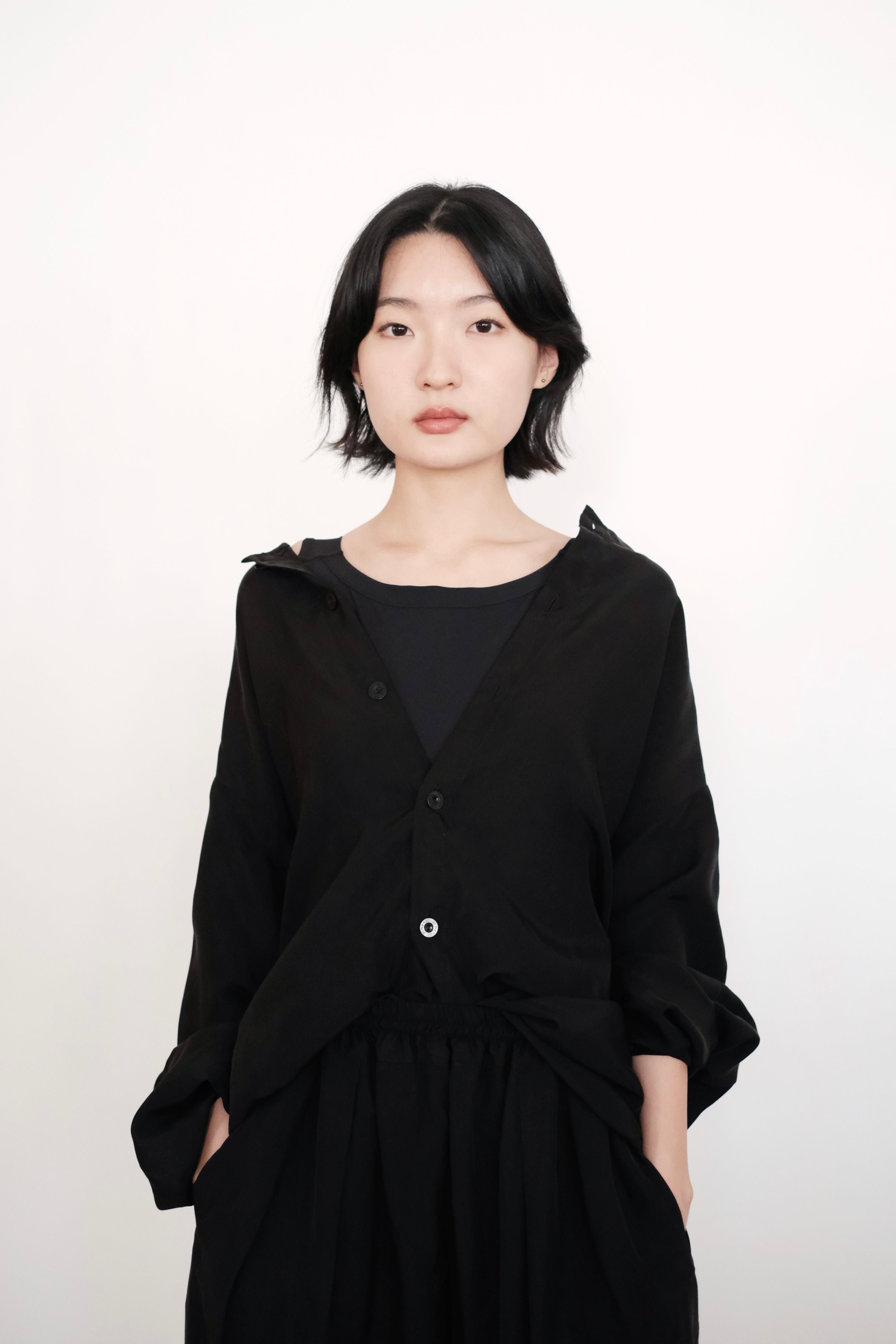 JILL BLOUSE (BLACK)