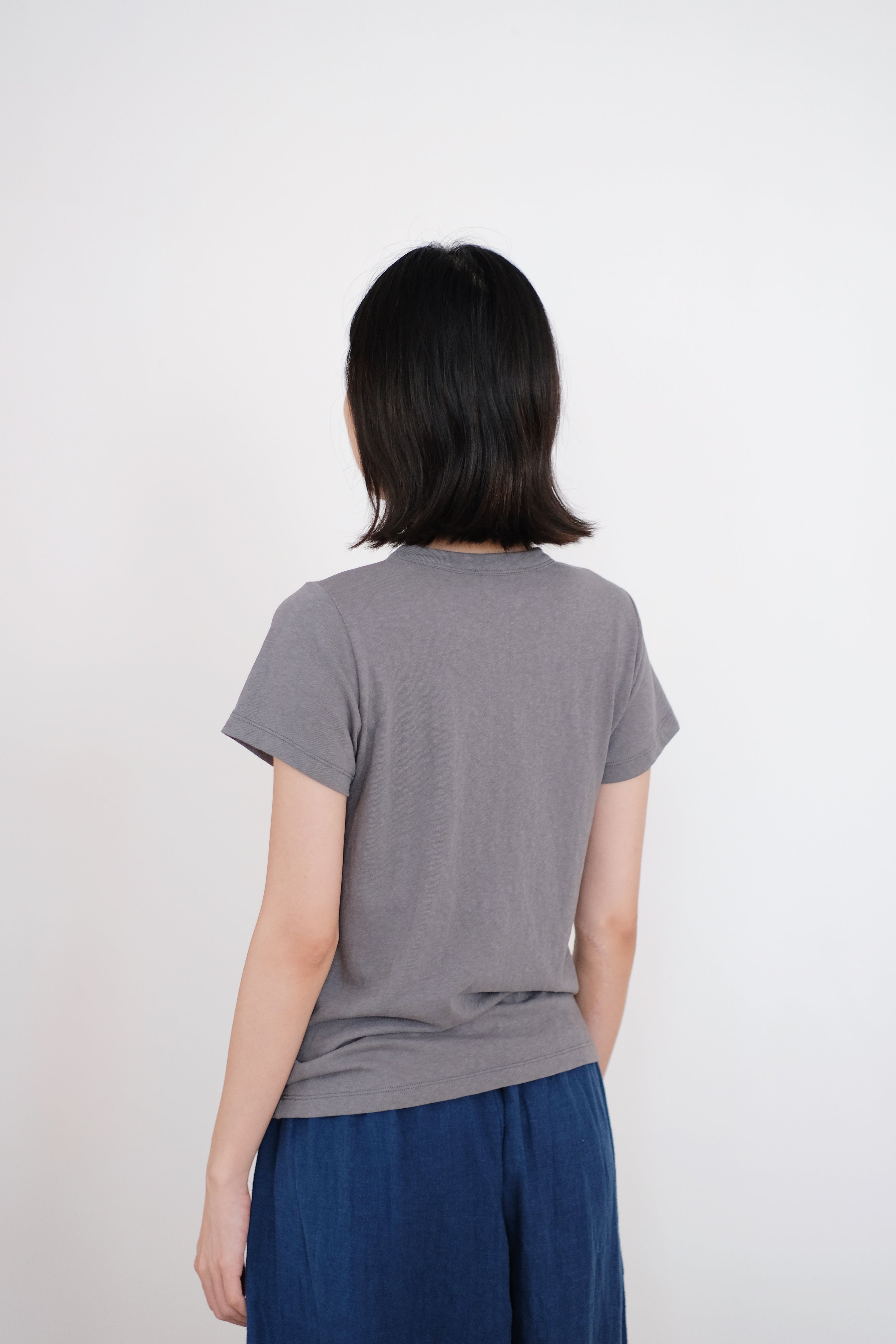 RHIANNON CLASSIC TEE (GREY)