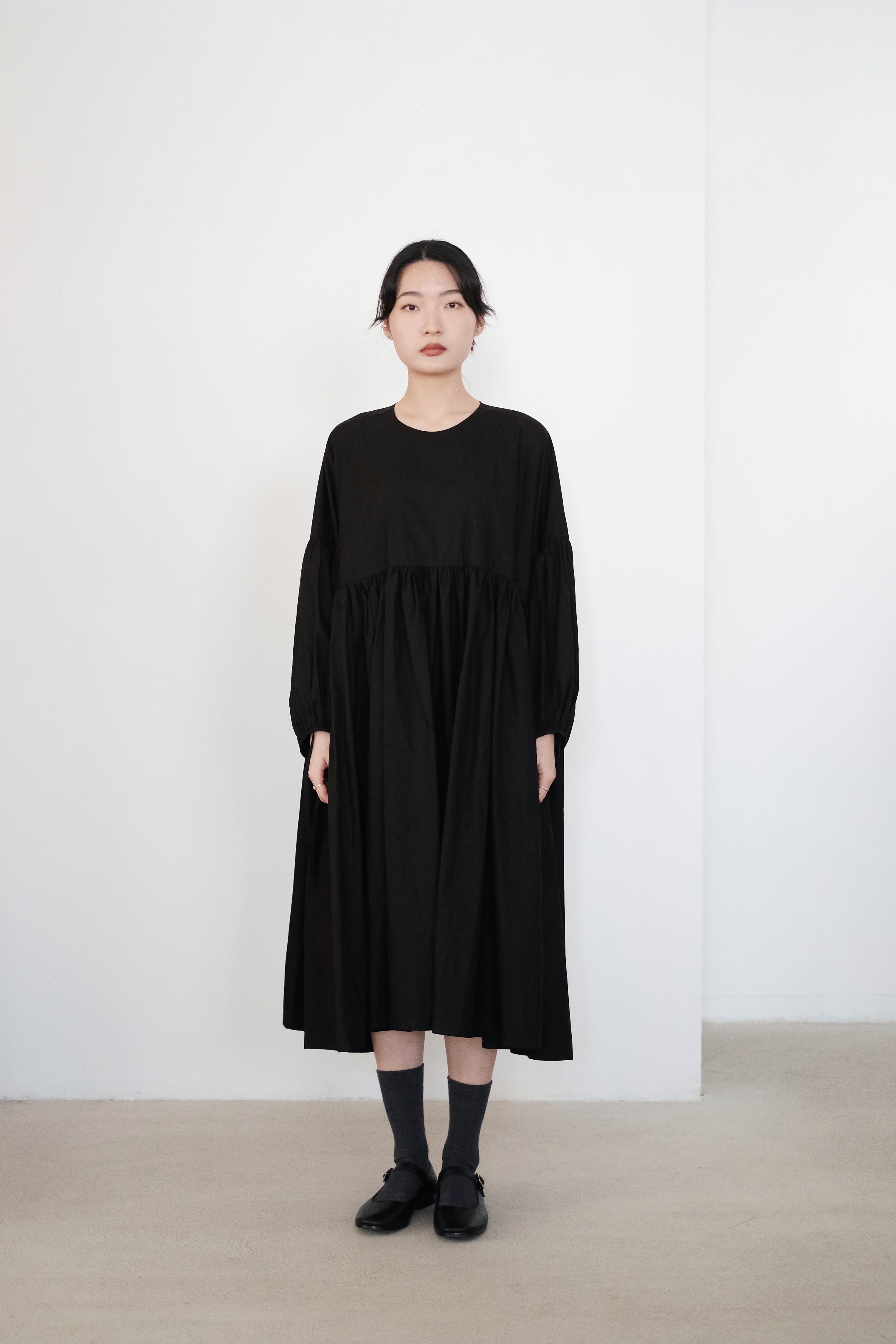 NORA DRESS (BLACK)