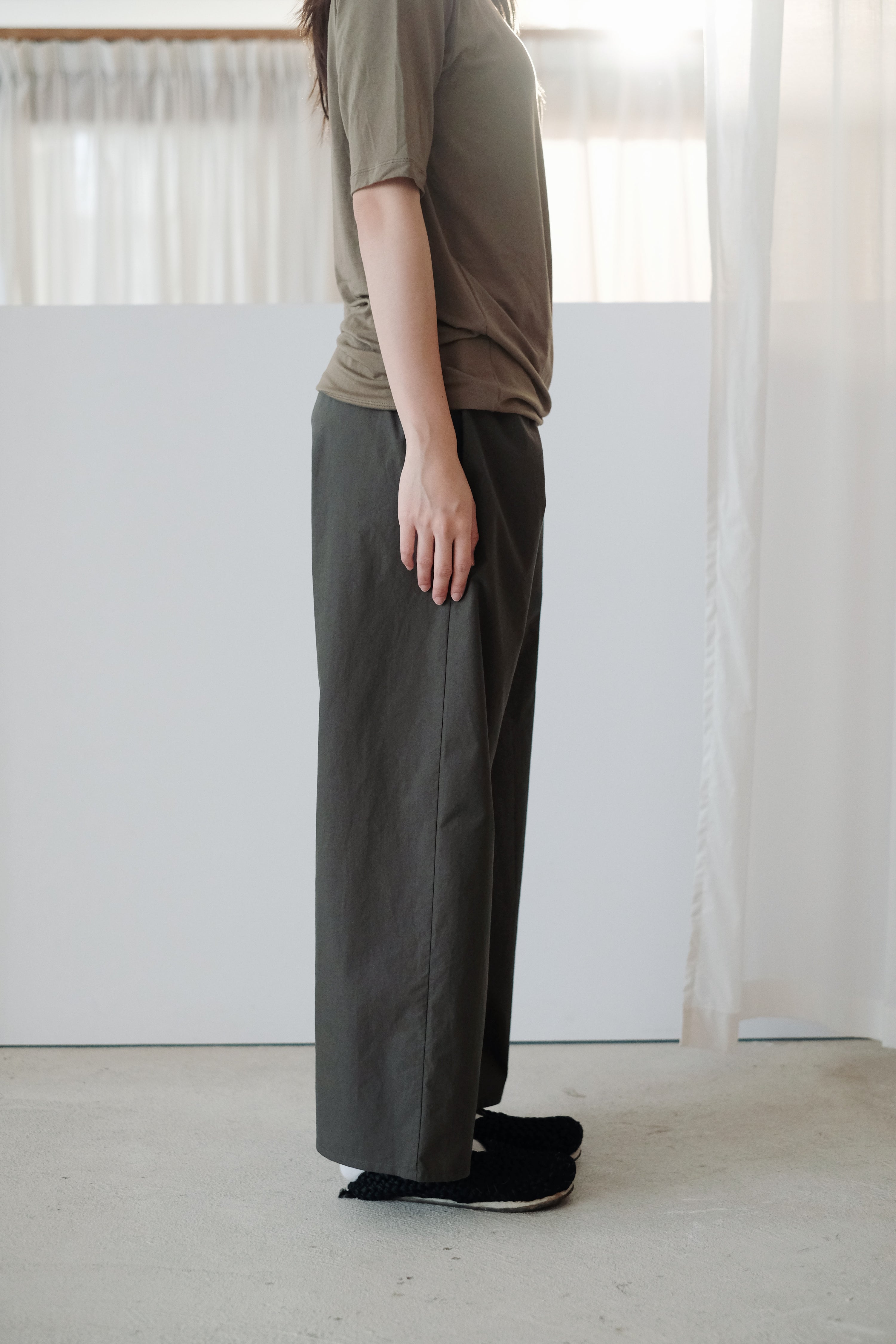 ANYA PANTS (OLIVE)