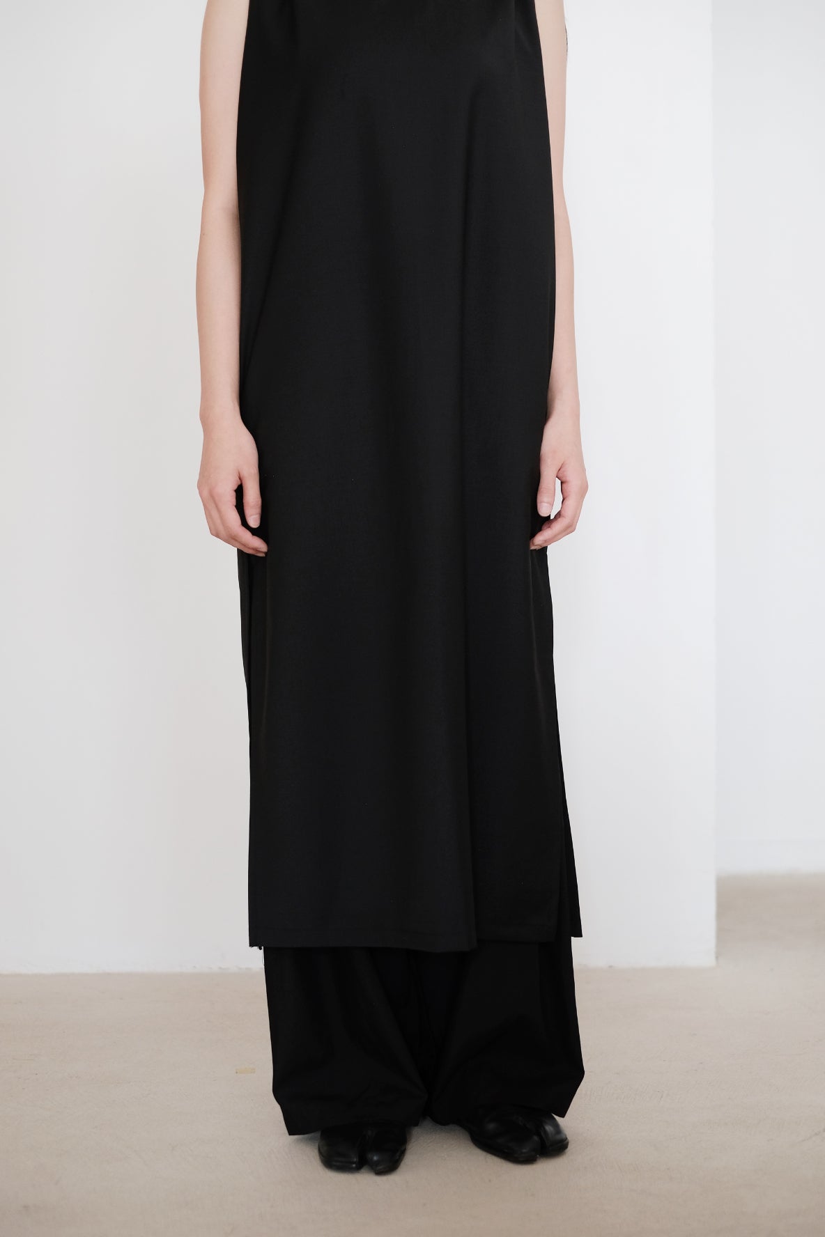 INAYA DRESS (BLACK)