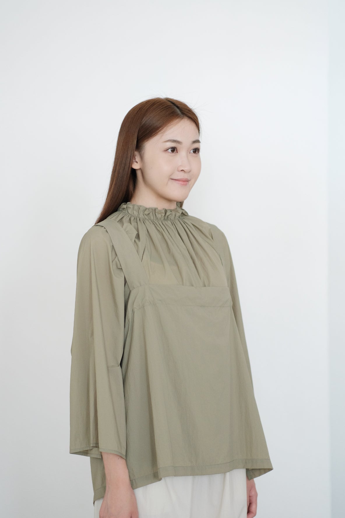 EFFIE BLOUSE (LIGHT OLIVE)