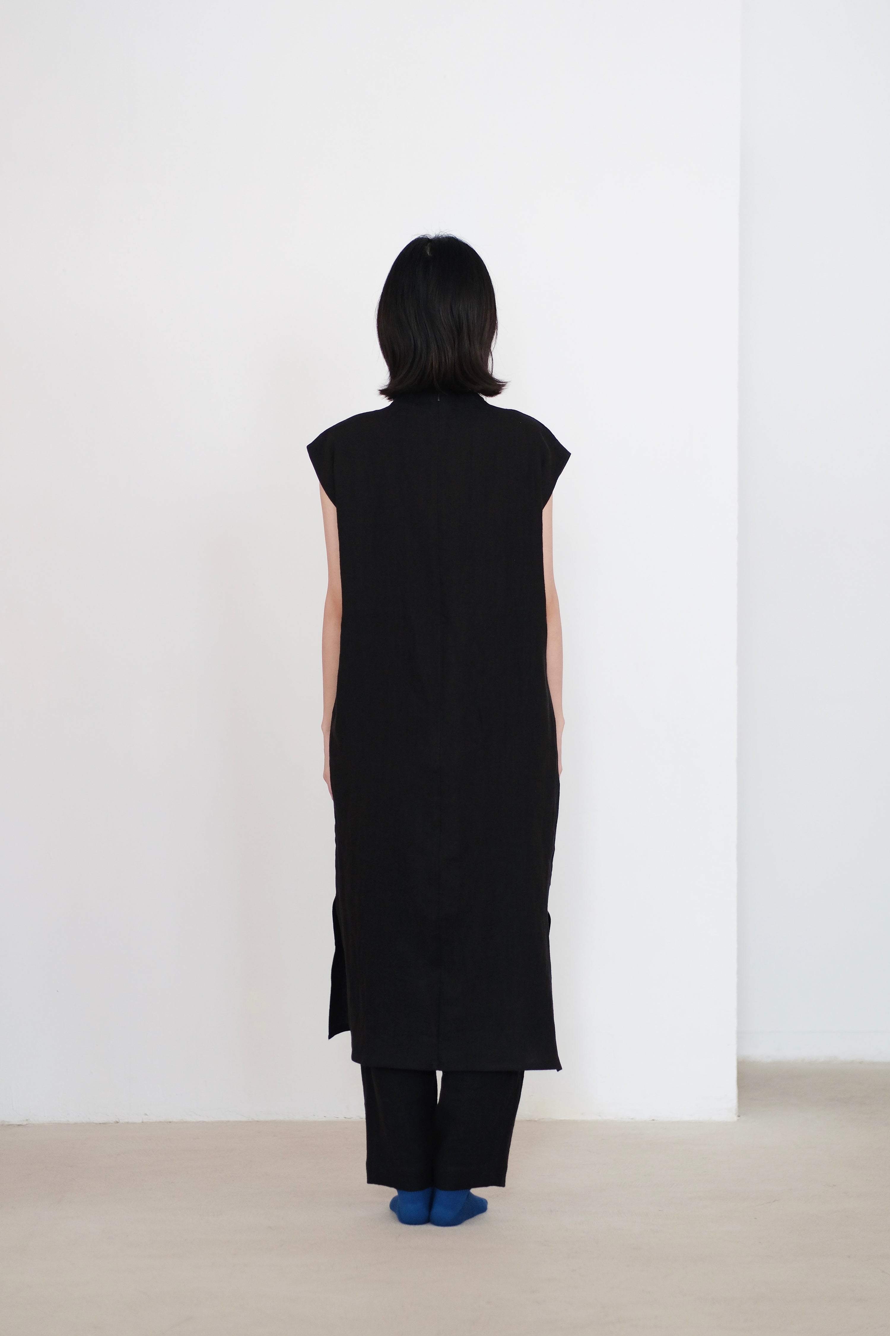 JOSLYN DRESS (BLACK)