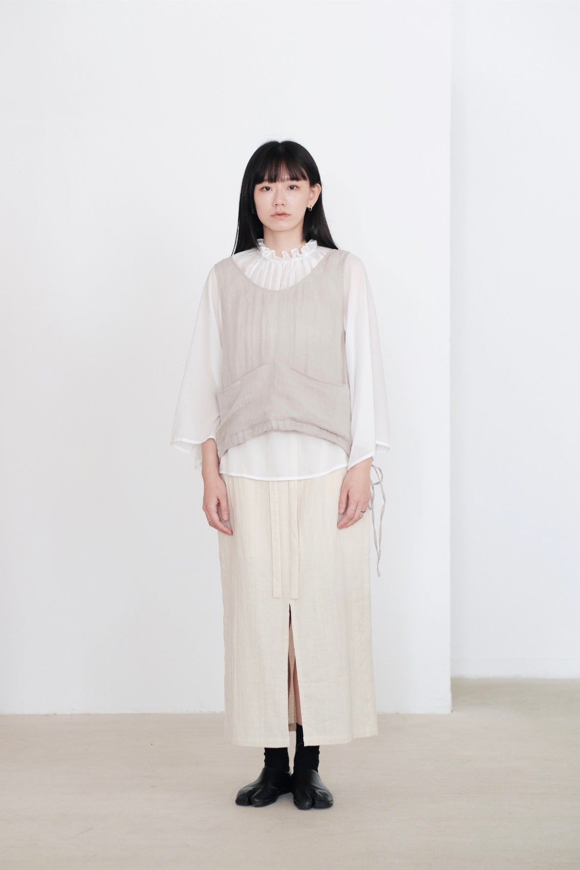 BRIA SKIRT (CREAM) | 奶油色前後開叉半裙