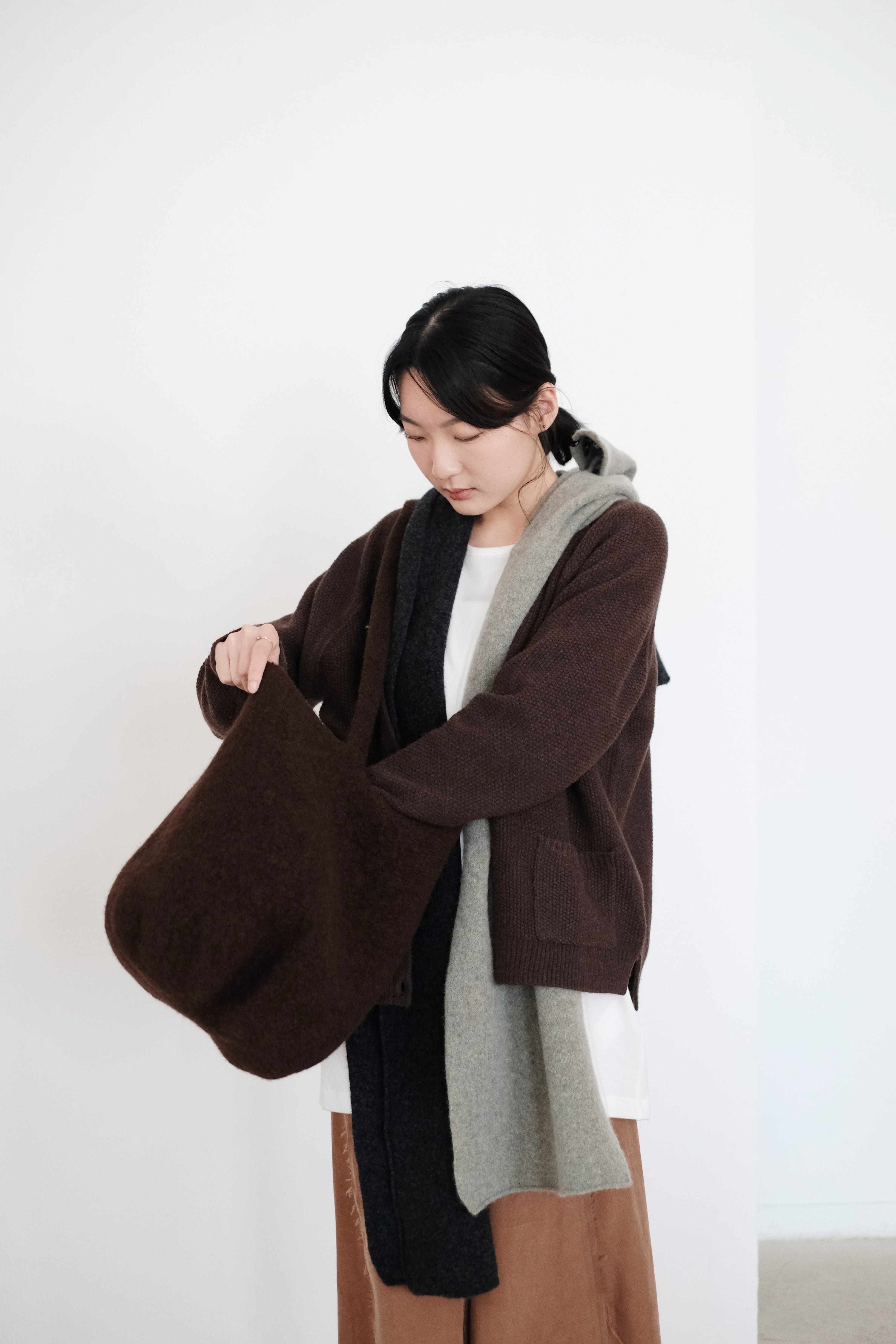 CAMILLE CARDIGAN (CHOCOLATE)