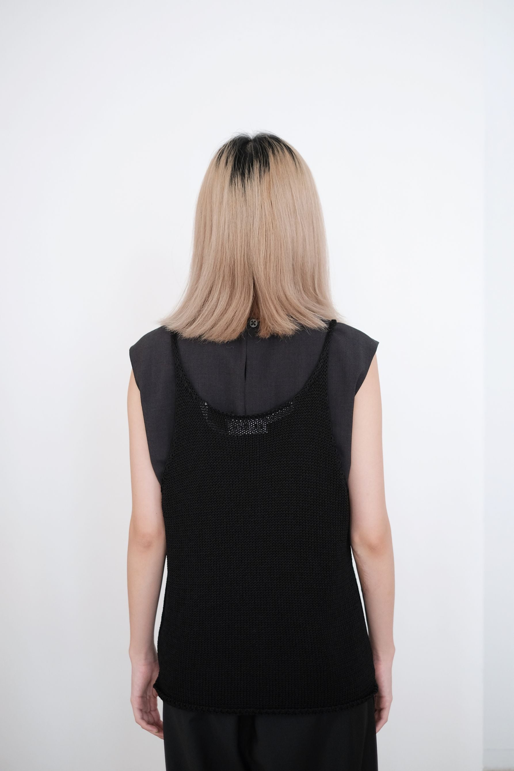 JOCOSA KNIT VEST (BLACK)