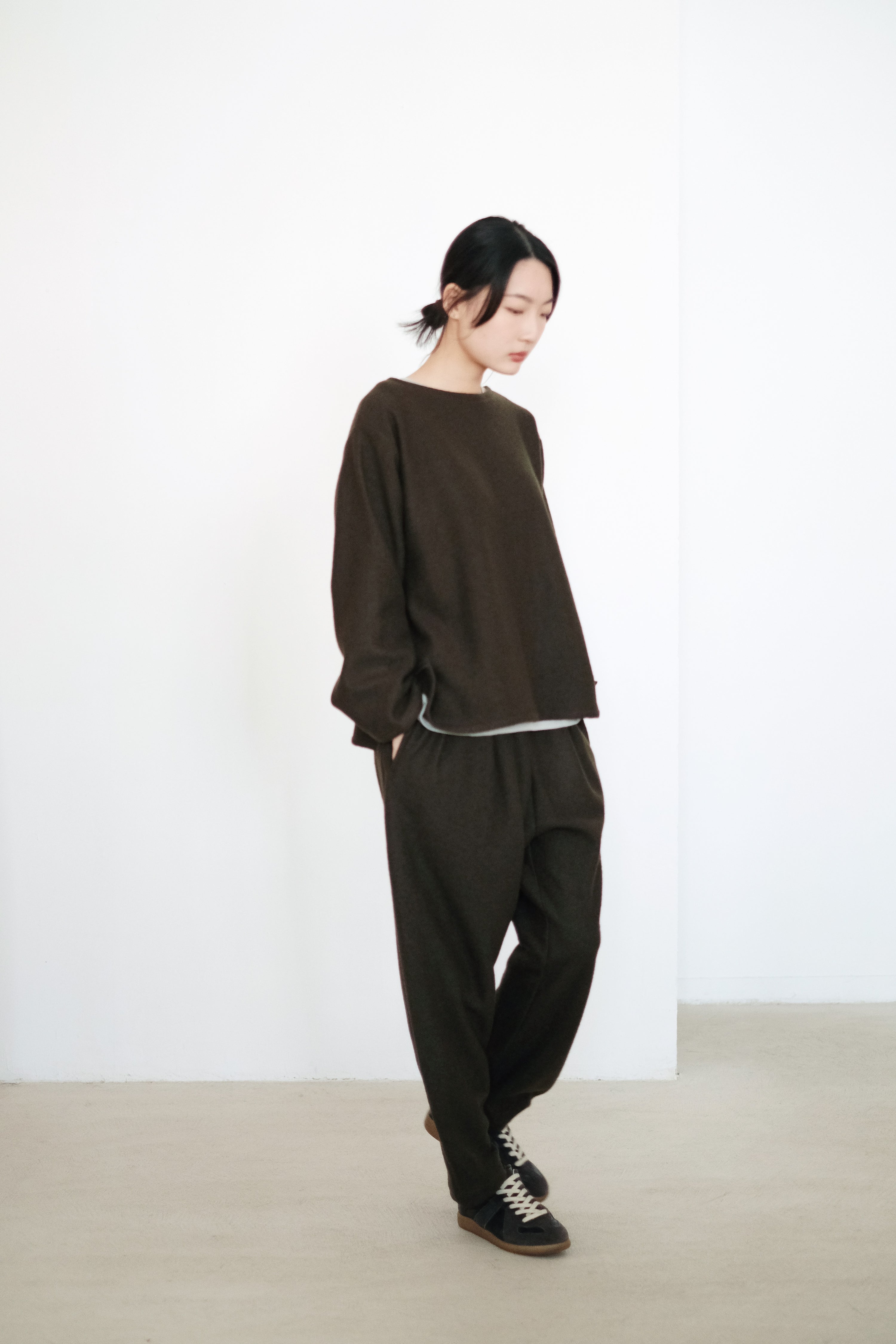 SHIORI PANT (OLIVE)