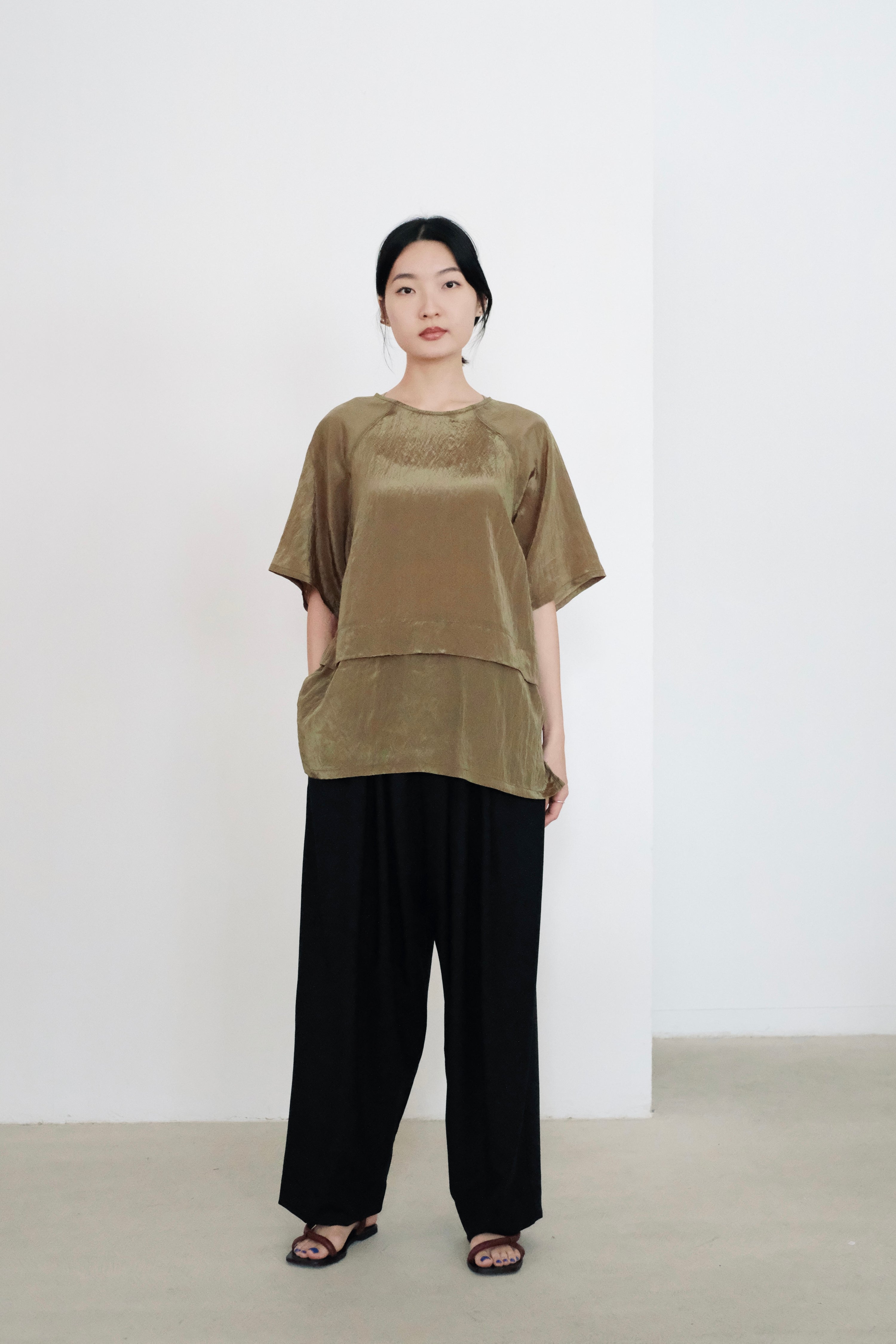 SAMARA BLOUSE (OLIVE)