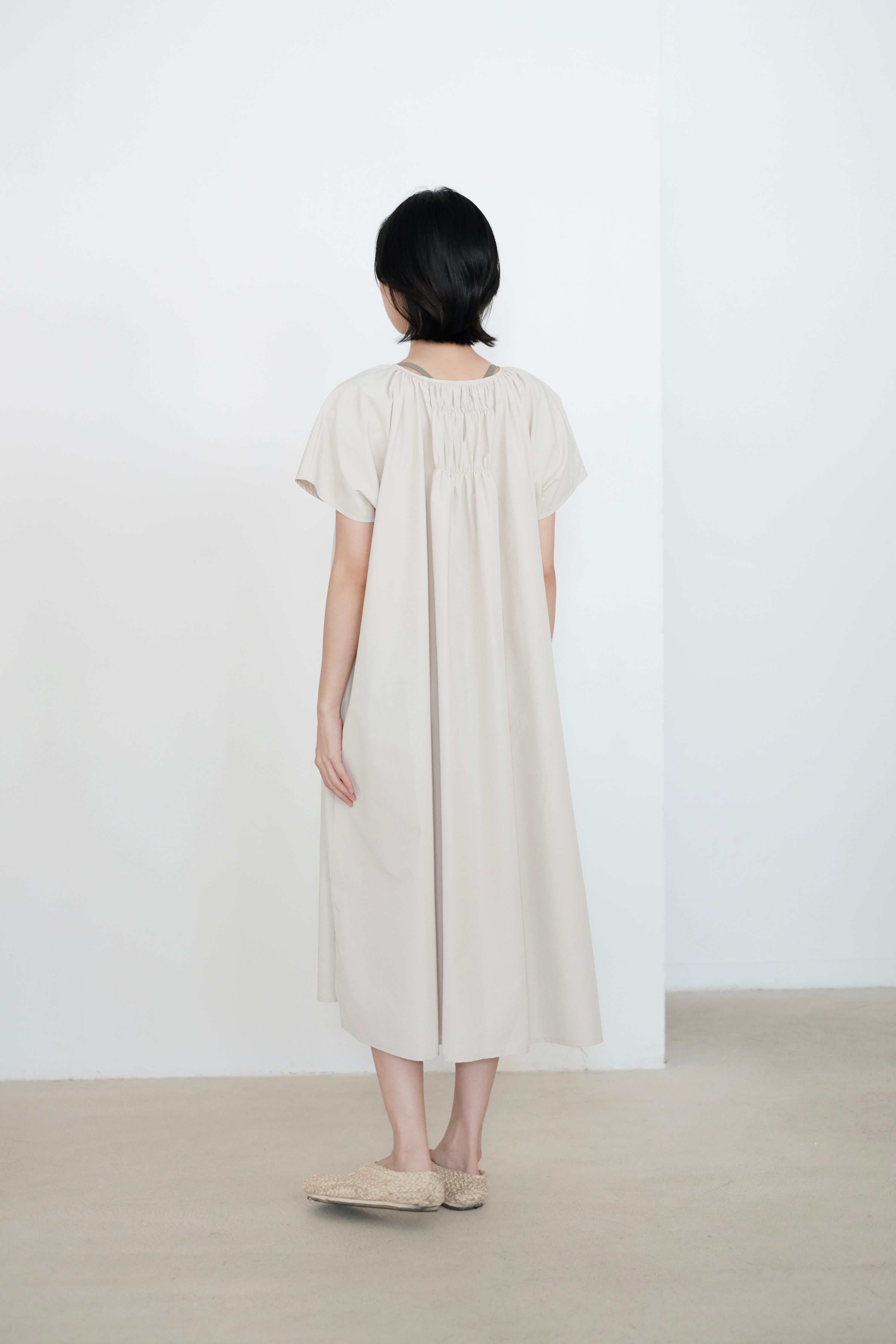 PAIGE DRESS (BEIGE)