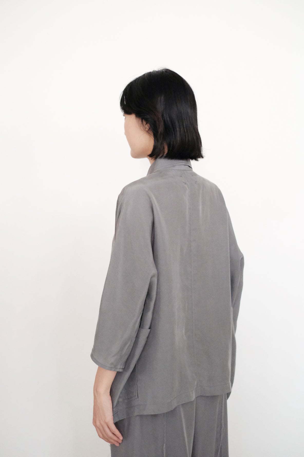 ZILPAH SHORT SLEEVES SHIRT (GREY)