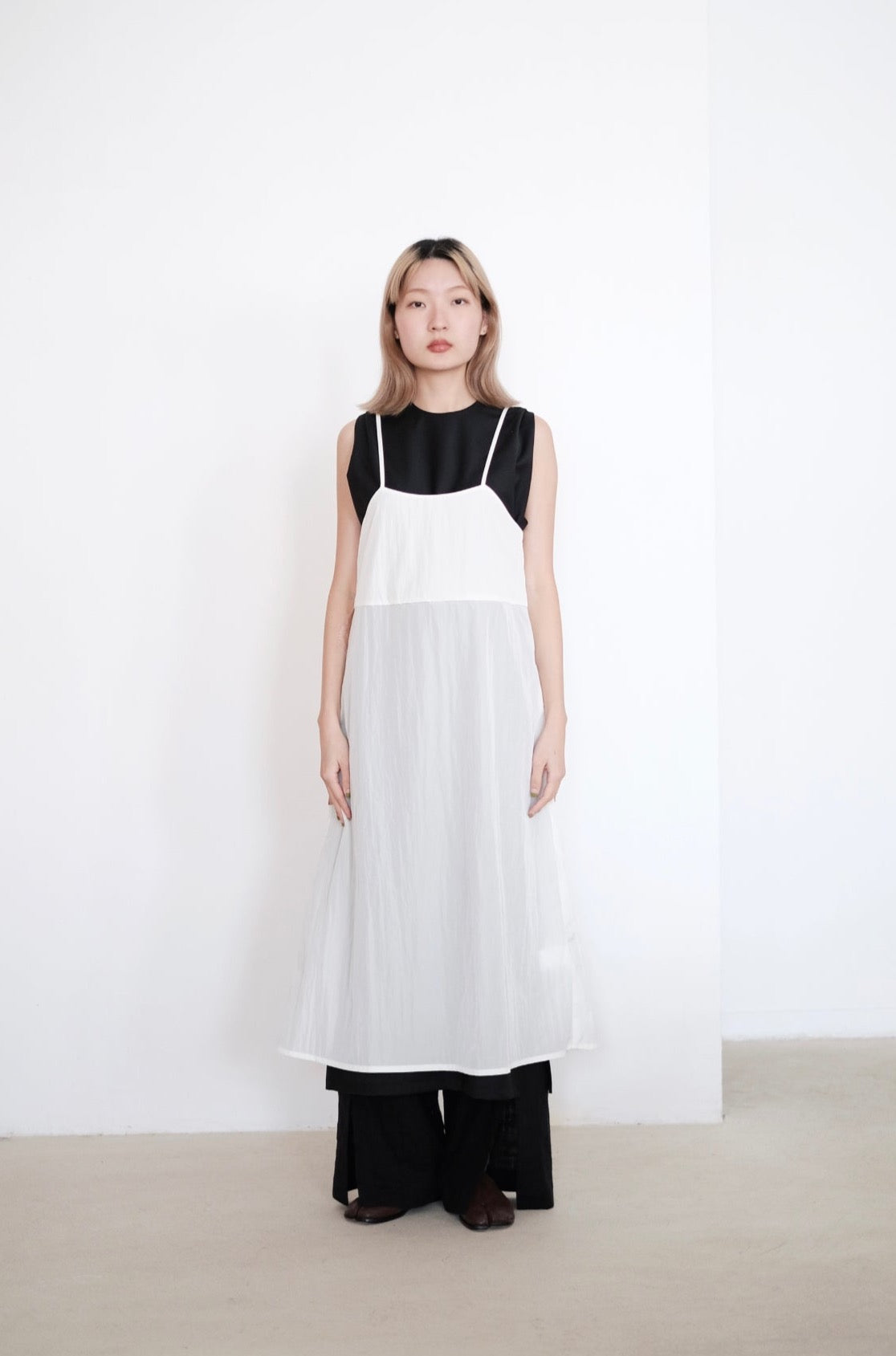 KIRAZ DRESS (WHITE)