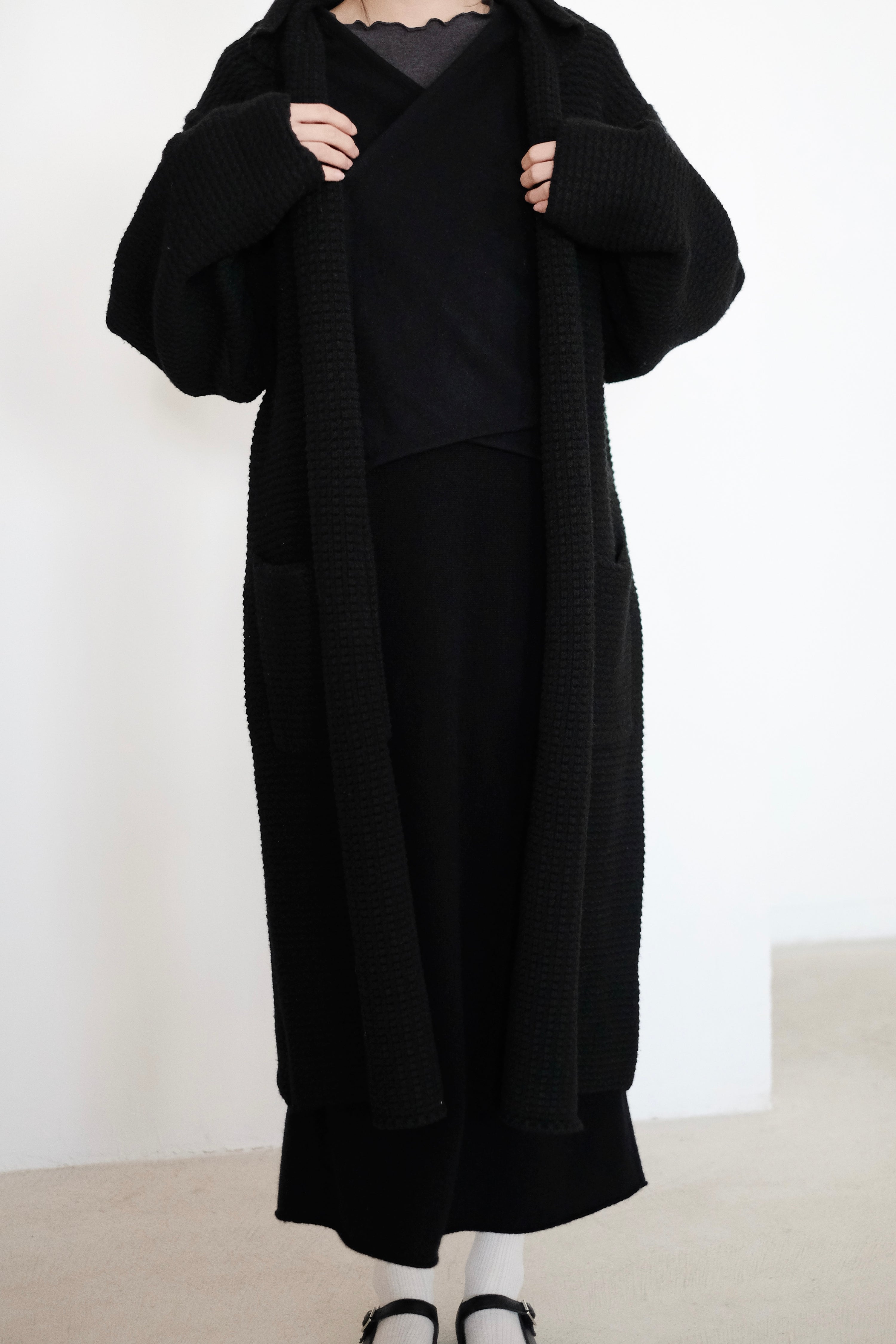 ARLETH COAT (BLACK)