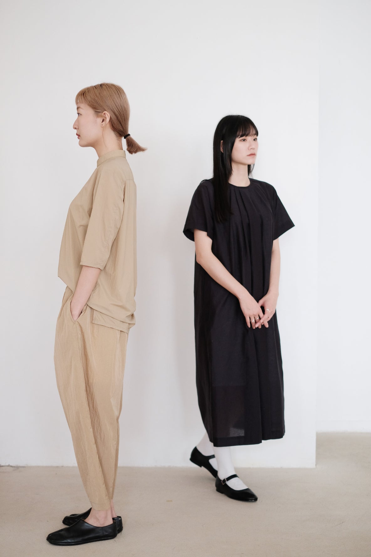 MADELYN BLOUSE (CAMEL) | 駝色斜襟半袖襯衫