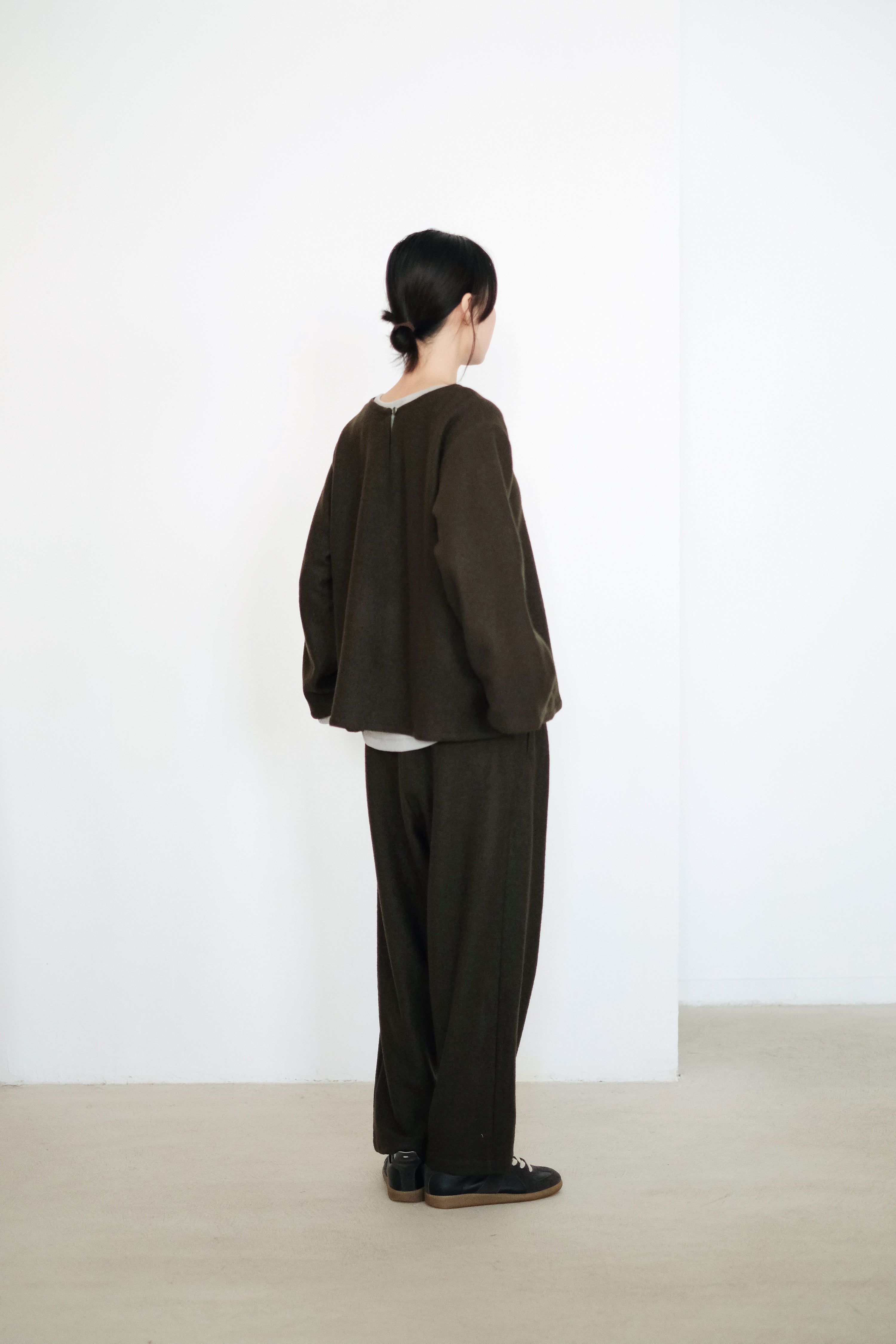 SHIORI PANT (OLIVE)