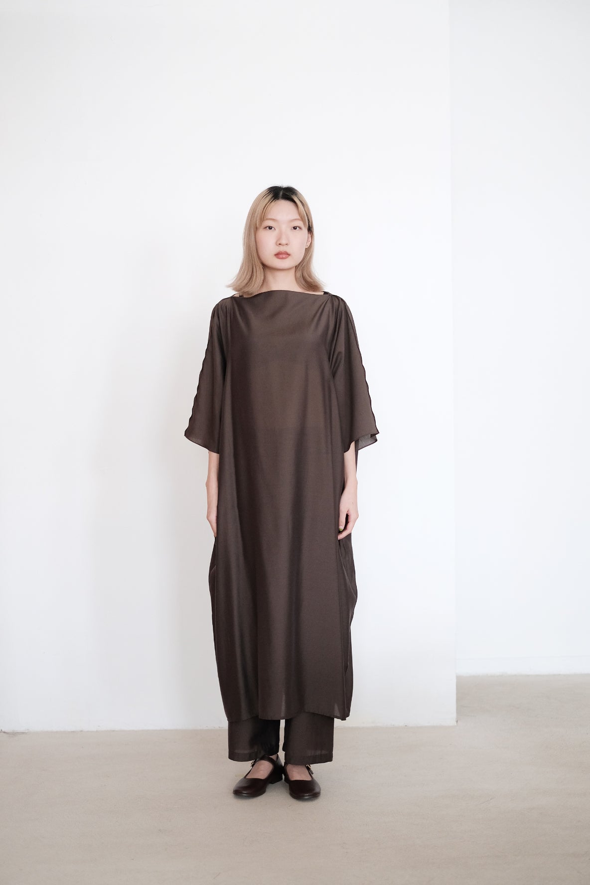 PHOEBE DRESS (BROWN)