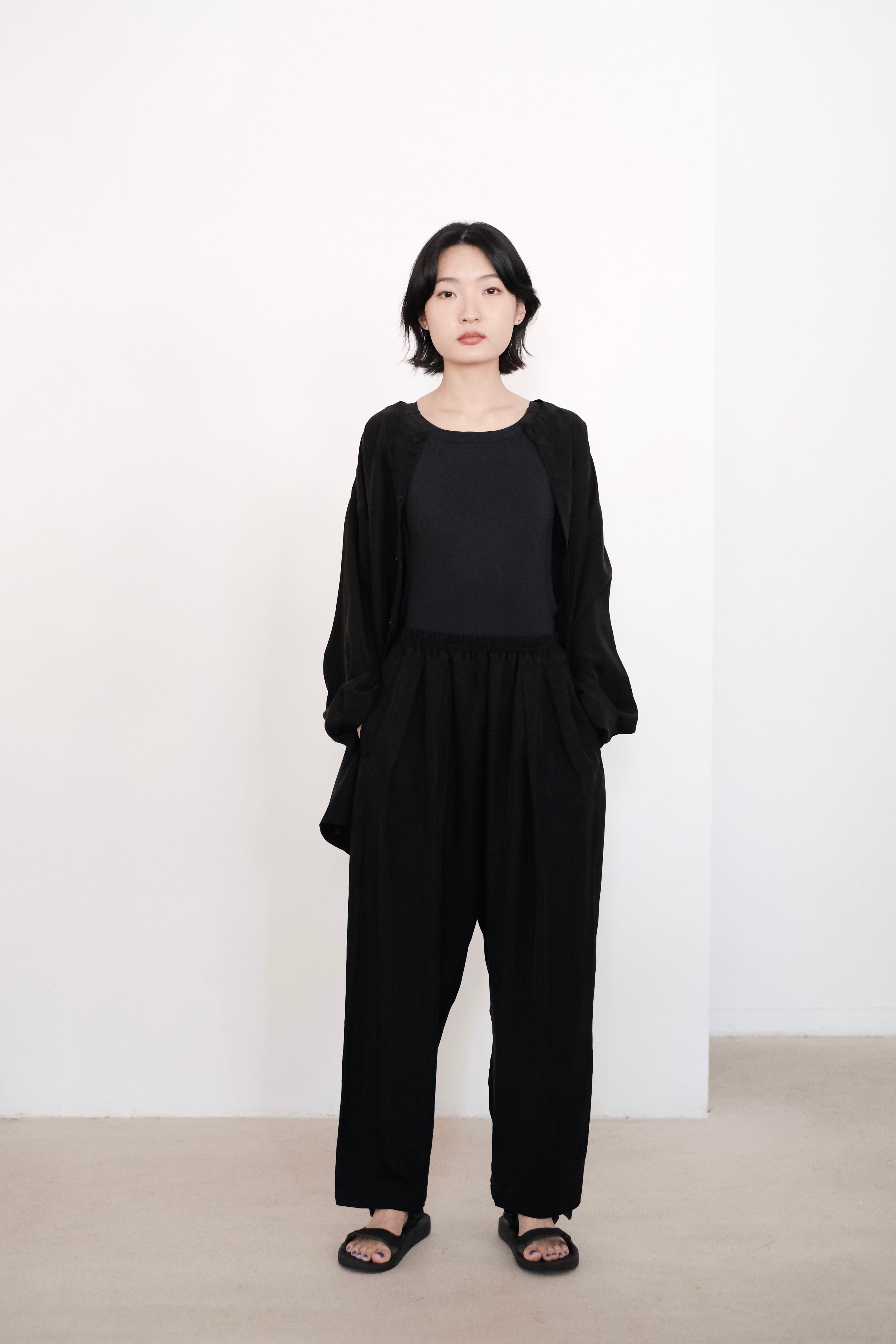 JILL BLOUSE (BLACK)