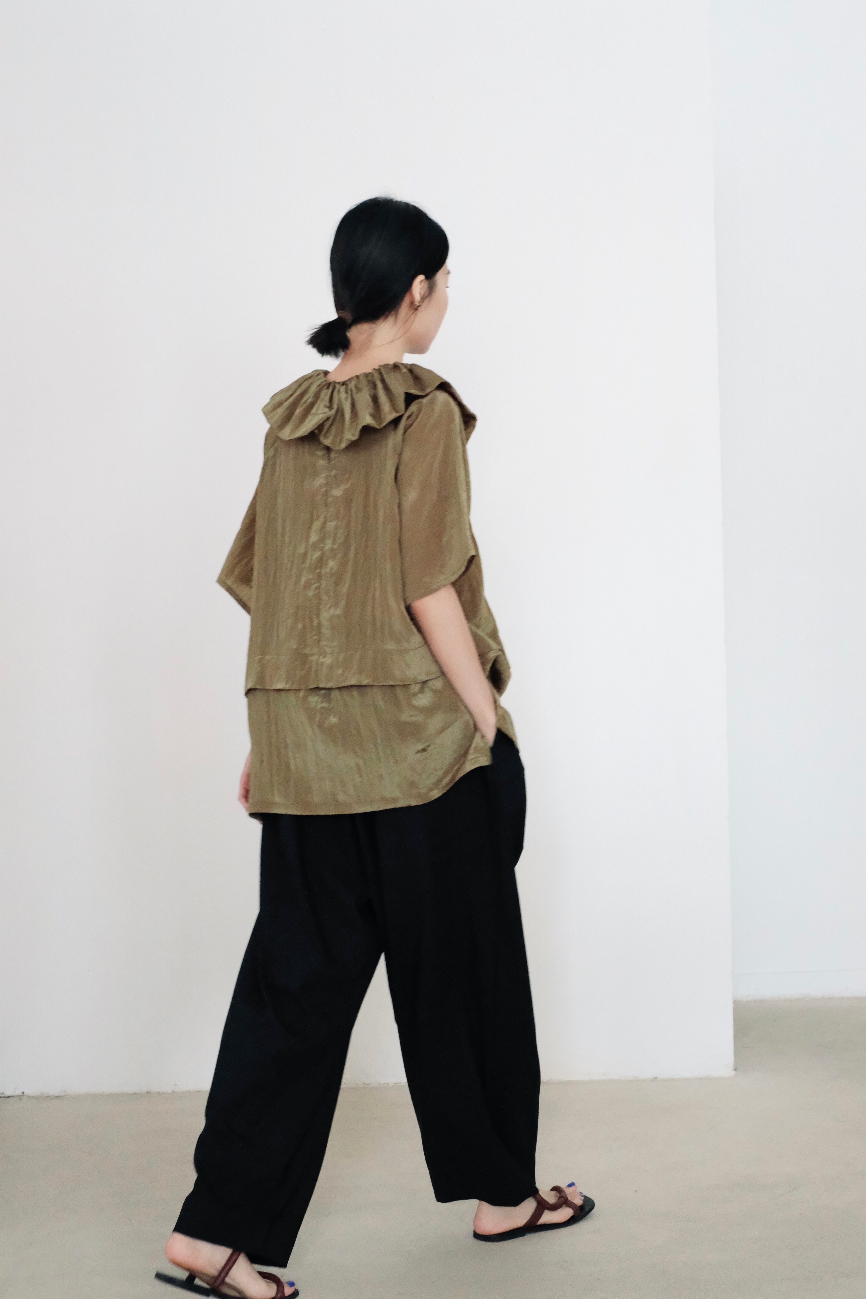 SAMARA BLOUSE (OLIVE)