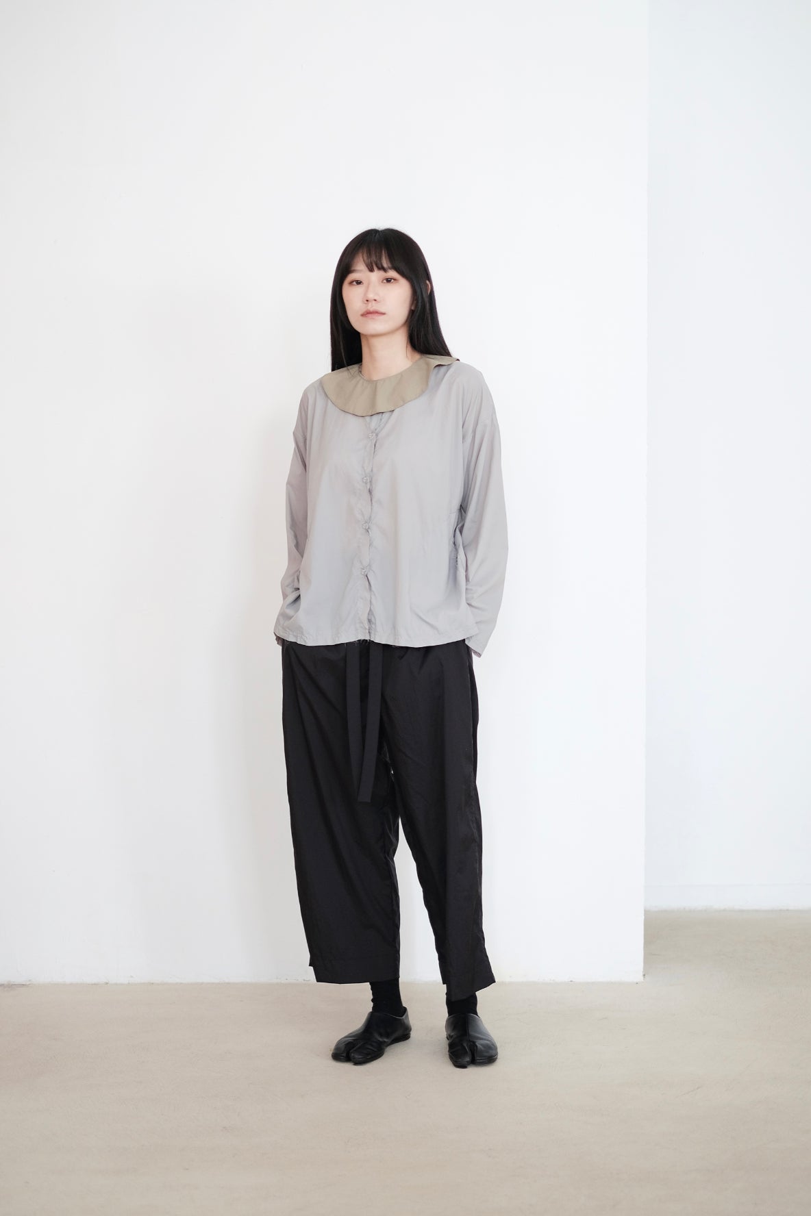 AMORA BLOUSE (GREY)