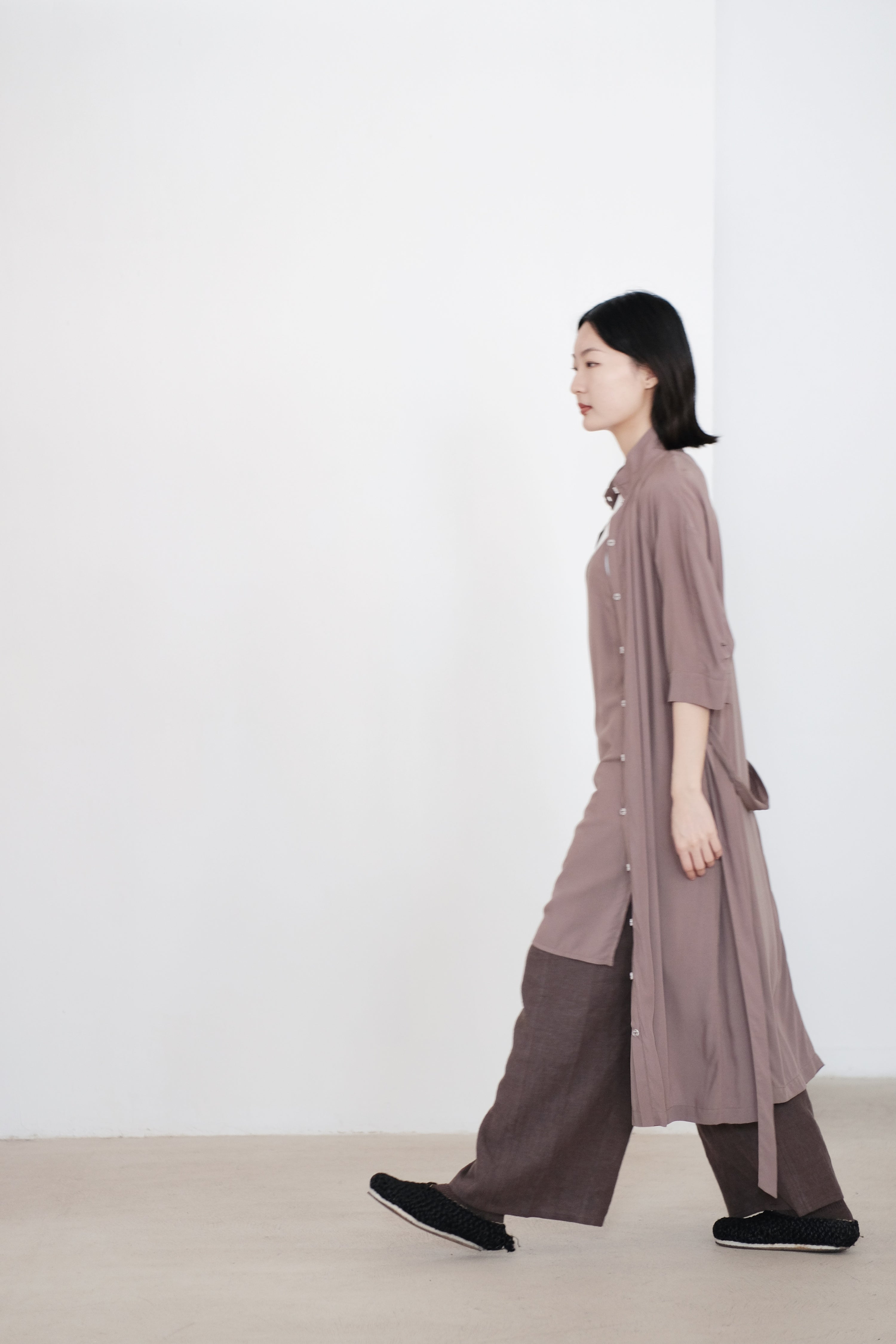 MATILDA DRESS (KHAKI) | 暖卡其色立領連衣裙