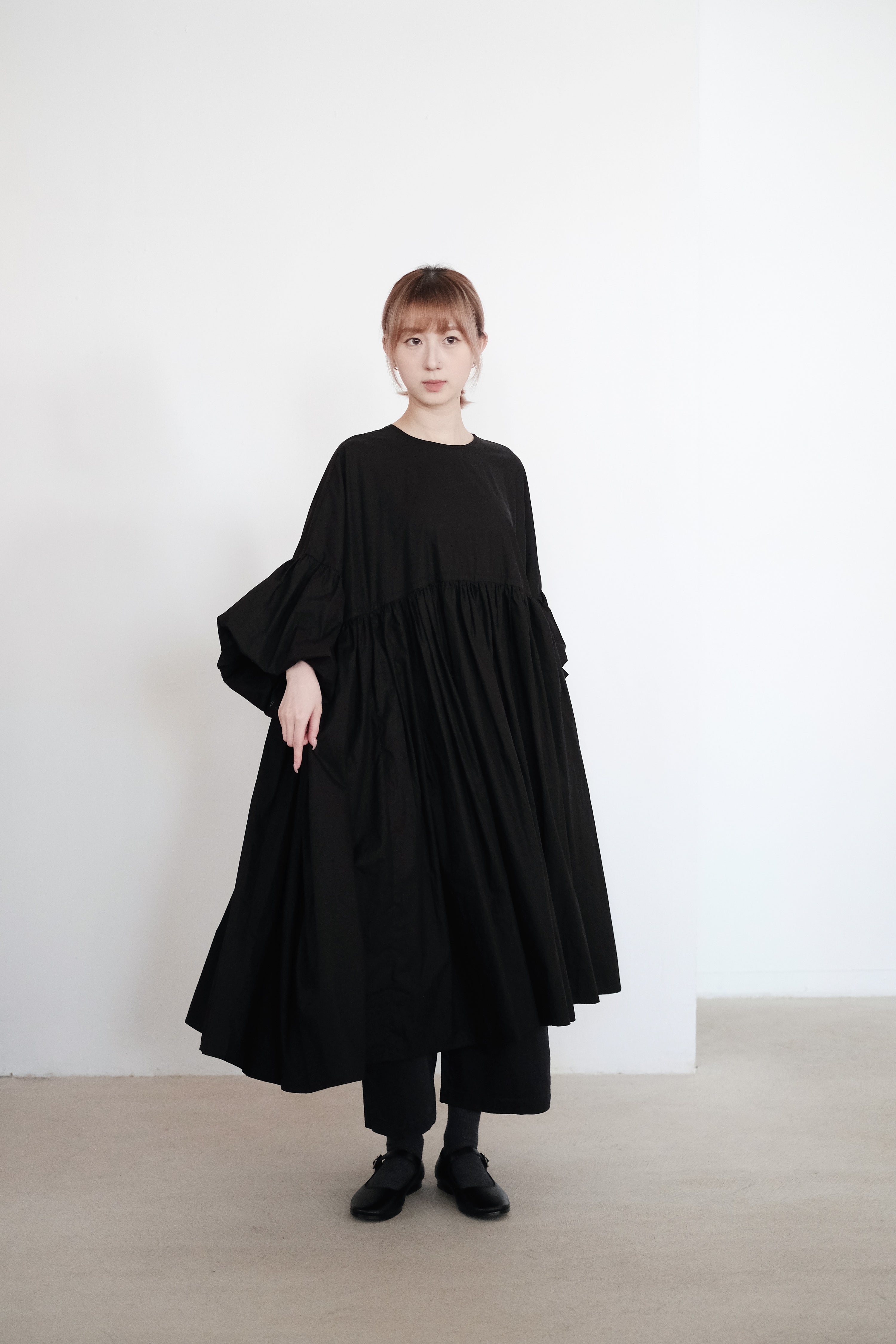 NORA DRESS (BLACK)