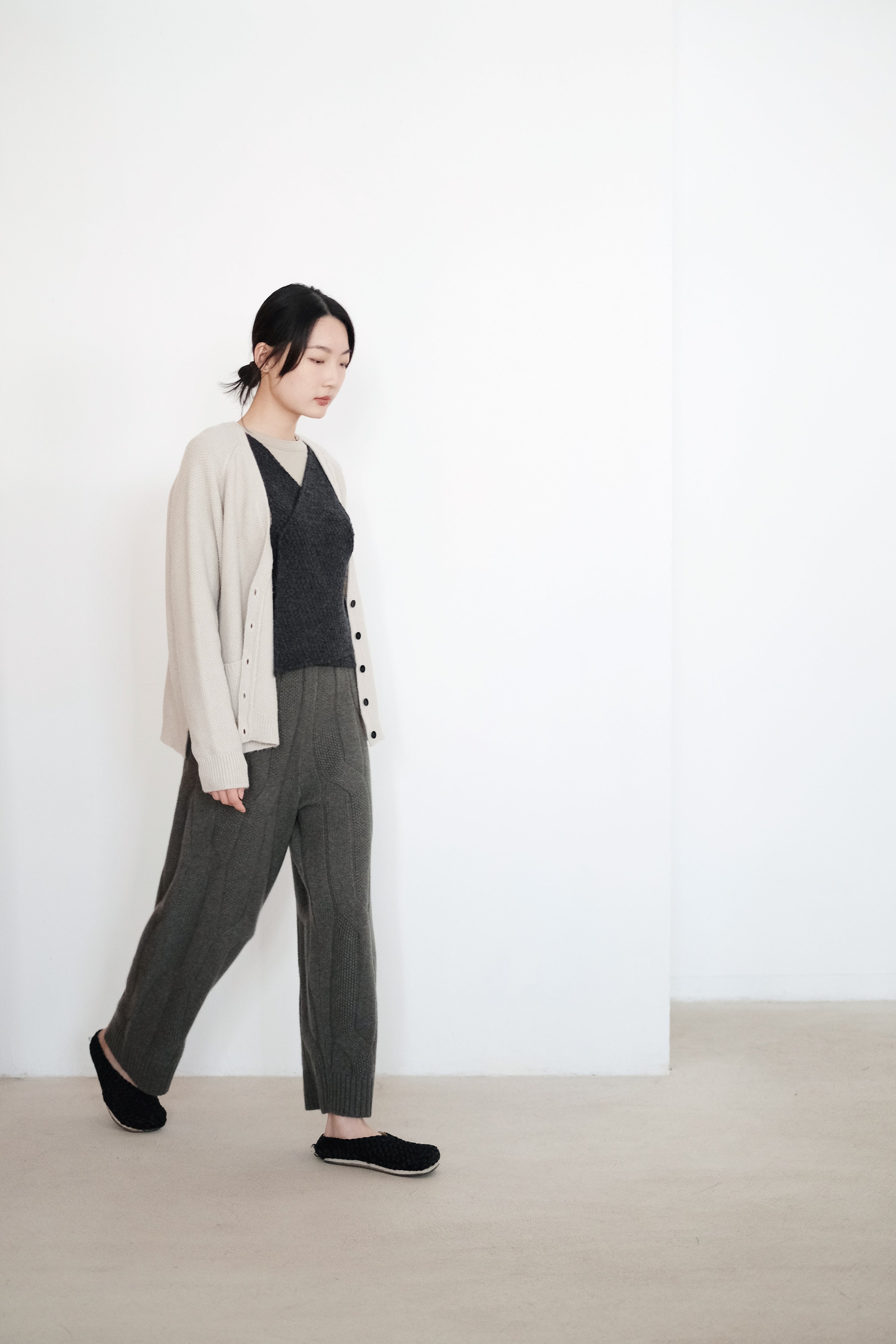 MYA PANT IN CASHMERE (DARK SAGE)