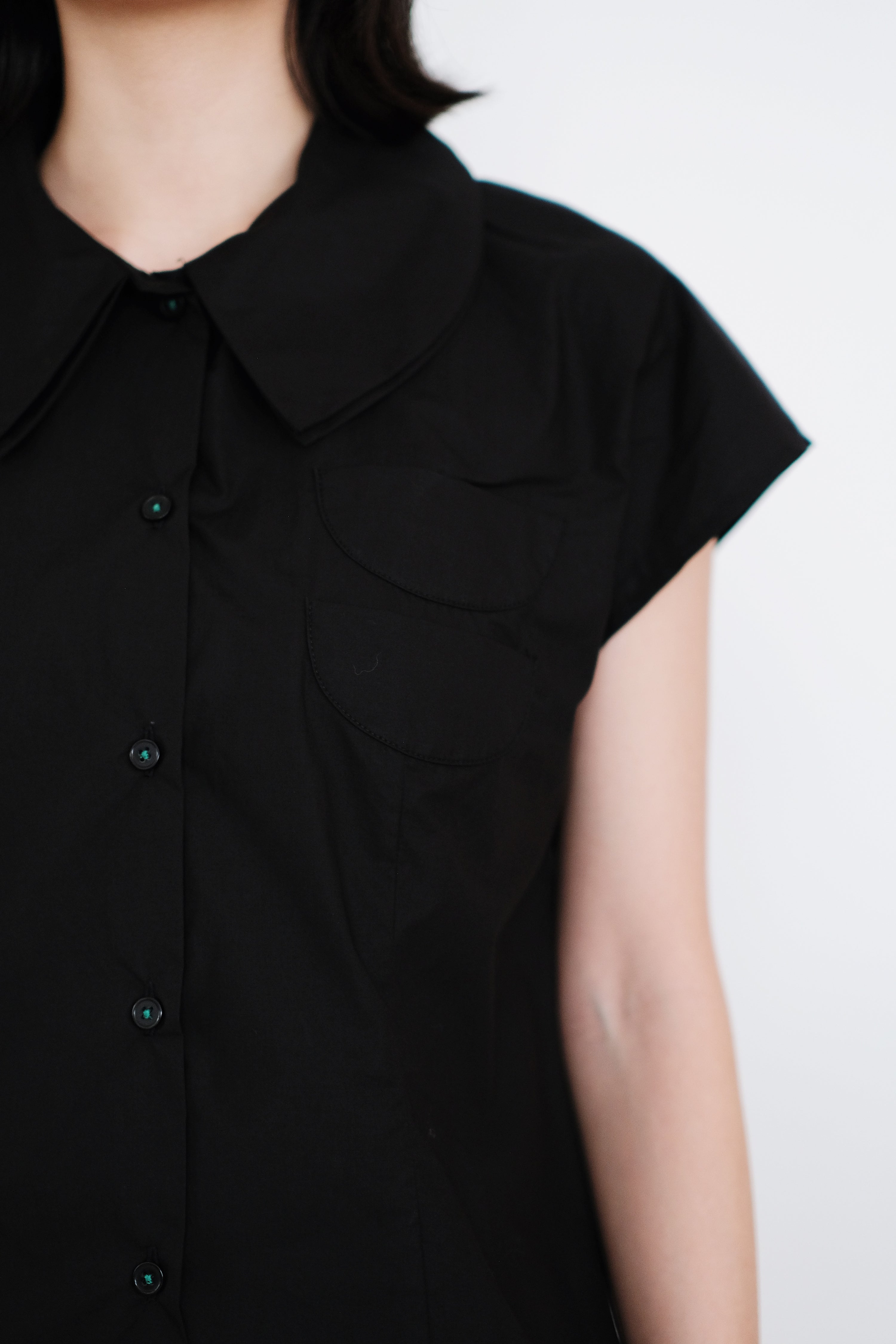 AOII BLOUSE (BLACK)