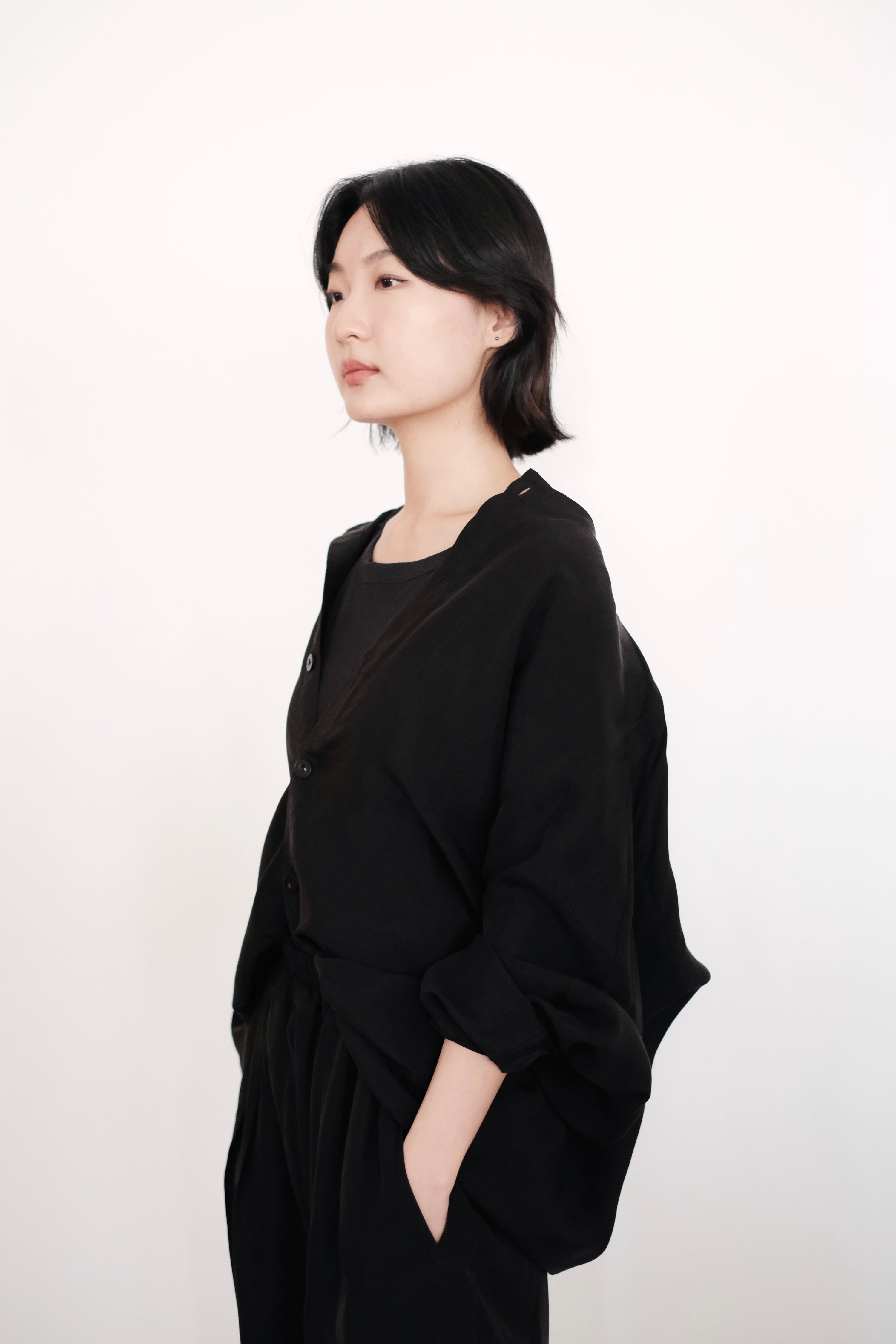 JILL BLOUSE (BLACK)